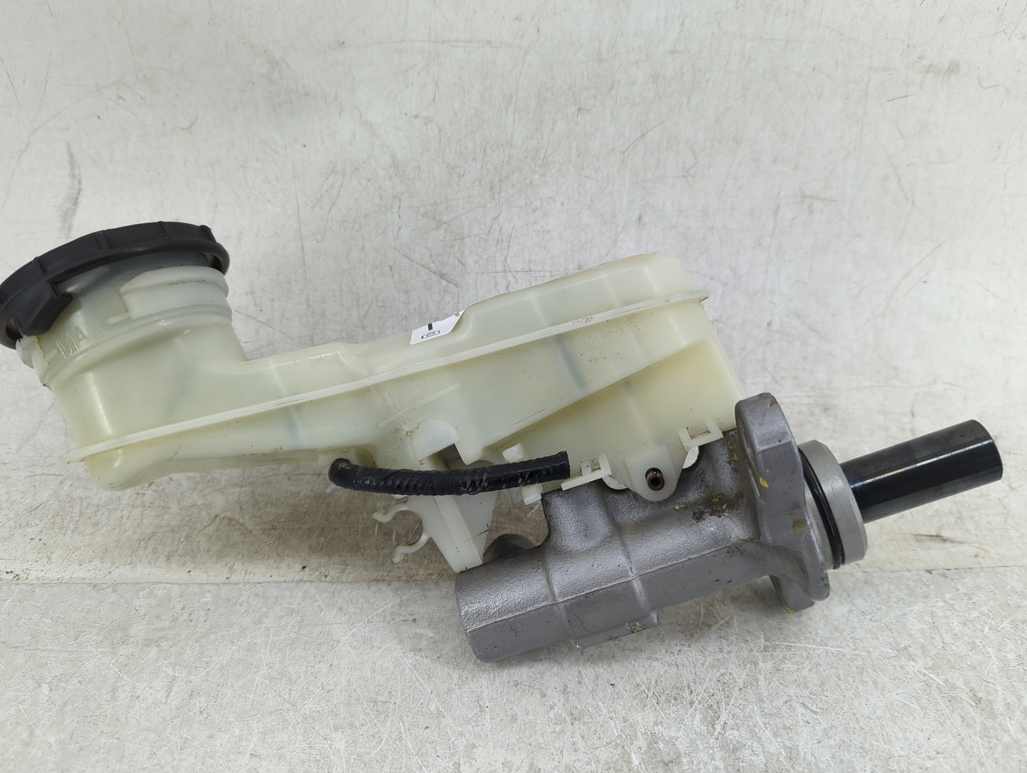 2015-2019 Honda Fit Brake Master Cylinder - Oemusedautoparts1.com