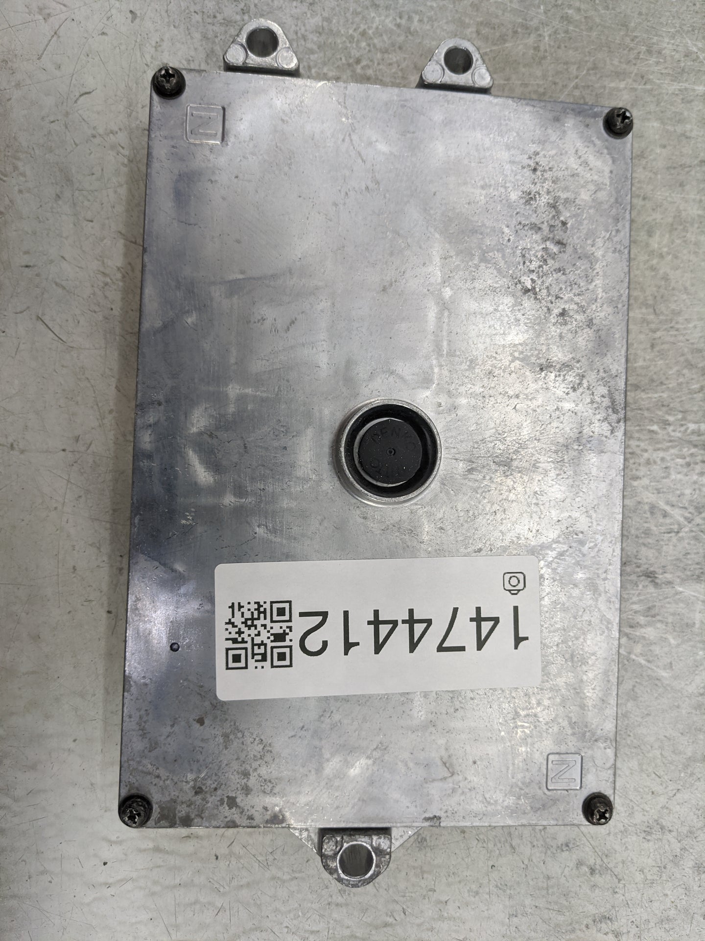 2018-2019 Honda Fit PCM Engine Control Computer ECU ECM PCU OEM P/N:37820-5R7-AC1 J647-111296 Fits Fits 2018 2019 OEM Used A