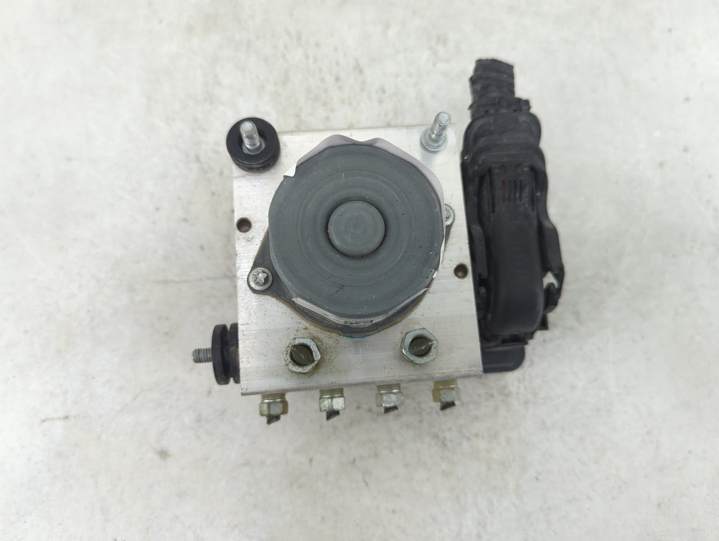 2015-2020 Honda Fit ABS Pump Control Module Replacement P/N:57110-T5R-A630-M1 269653 Fits Fits 2015 2016 2017 2018 2019 2020