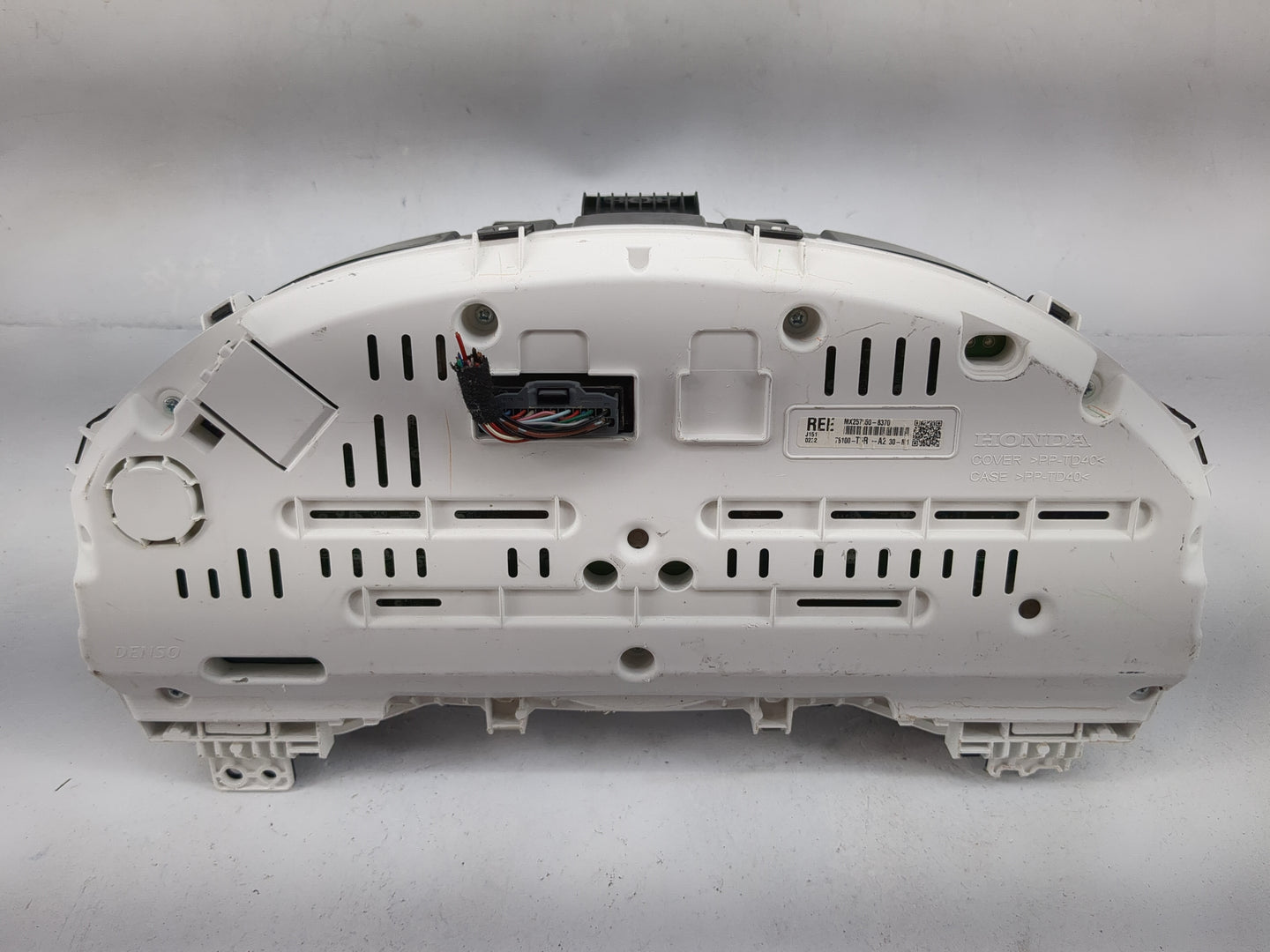 2018-2020 Honda Fit Instrument Cluster Speedometer Gauges P/N:78100-T5R-A230-M1 MX257550-8370 Miles: Fits Fits 2018 2019 202