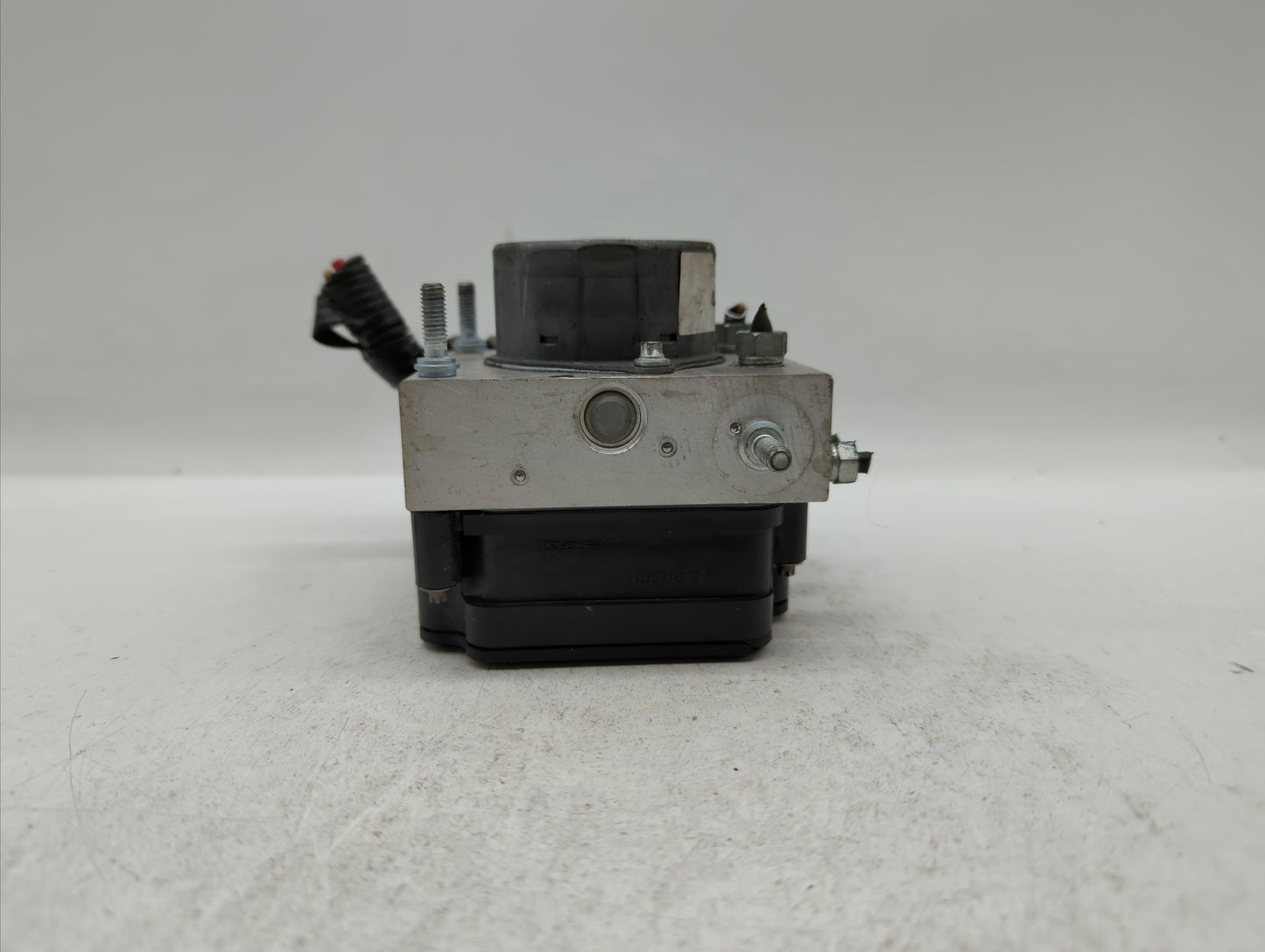 2017 Honda Fit ABS Pump Control Module Replacement P/N:57110-T5R-A620-M1 57110-T5R-A630-M1, 57110-T5R-A631-M1 Fits OEM Used 