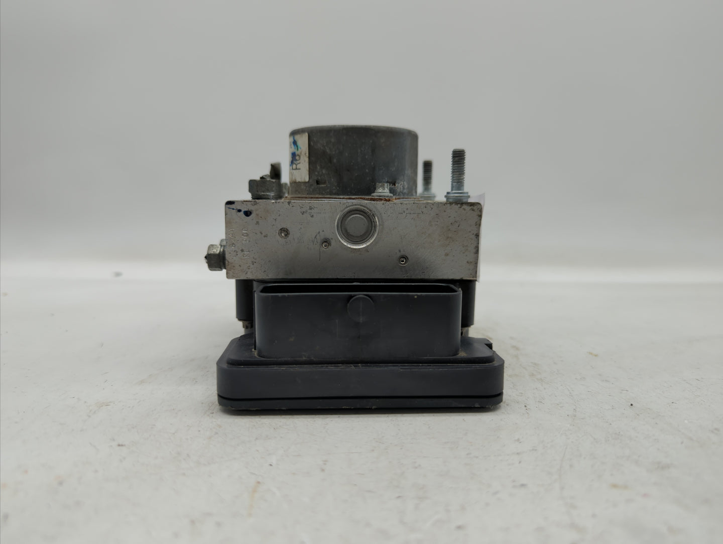 2017 Honda Fit ABS Pump Control Module Replacement P/N:57110-T5R-A620-M1 57110-T5R-A630-M1, 57110-T5R-A631-M1 Fits OEM Used 