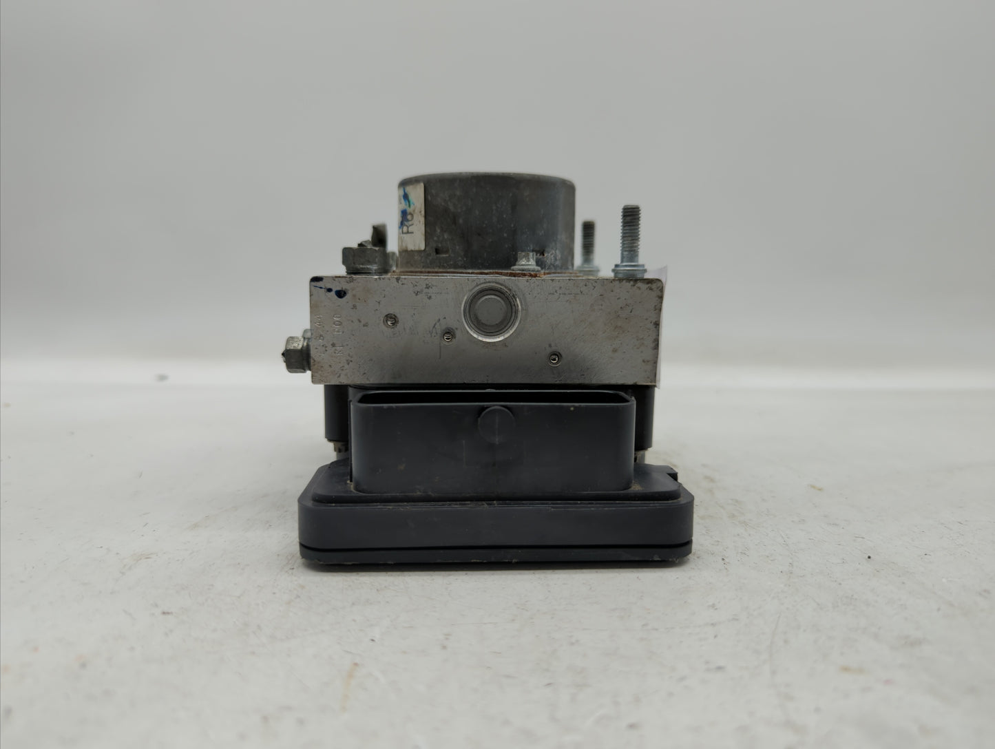 2017 Honda Fit ABS Pump Control Module Replacement P/N:57110-T5R-A620-M1 57110-T5R-A630-M1, 57110-T5R-A631-M1 Fits OEM Used 