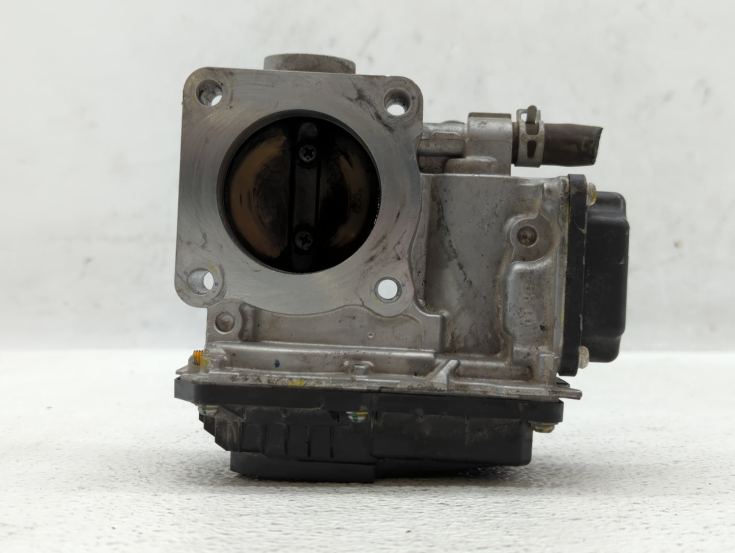 2015-2020 Honda Fit Throttle Body P/N:GMC1C M180501 Fits Fits 2015 2016 2017 2018 2019 2020 OEM Used Auto Parts - Oemusedaut