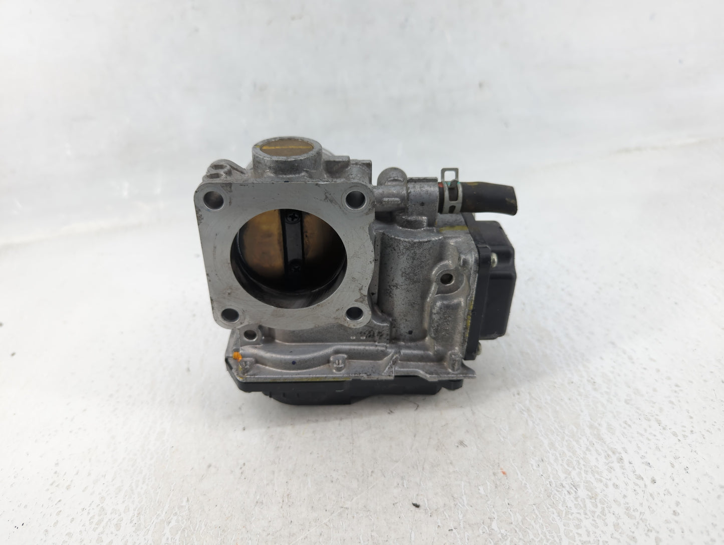 2015-2020 Honda Fit Throttle Body P/N:122612 M180324, GMG1C Fits Fits 2015 2016 2017 2018 2019 2020 OEM Used Auto Parts - Oe