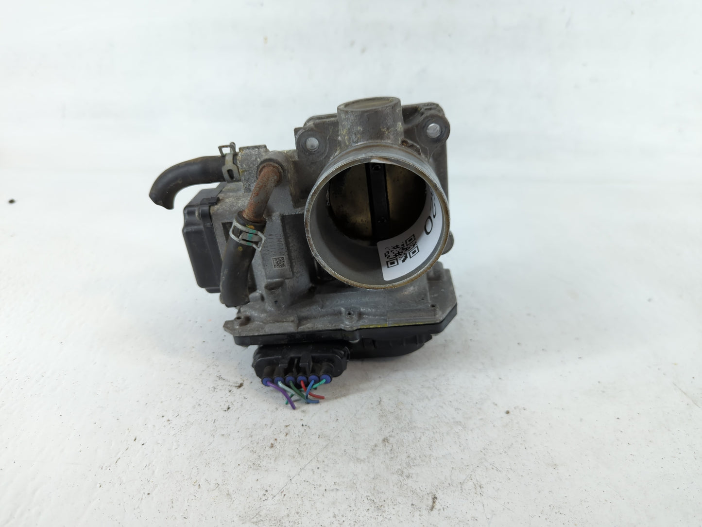 2015-2020 Honda Fit Throttle Body P/N:42998 M190129 Fits Fits 2015 2016 2017 2018 2019 2020 OEM Used Auto Parts - Oemusedaut