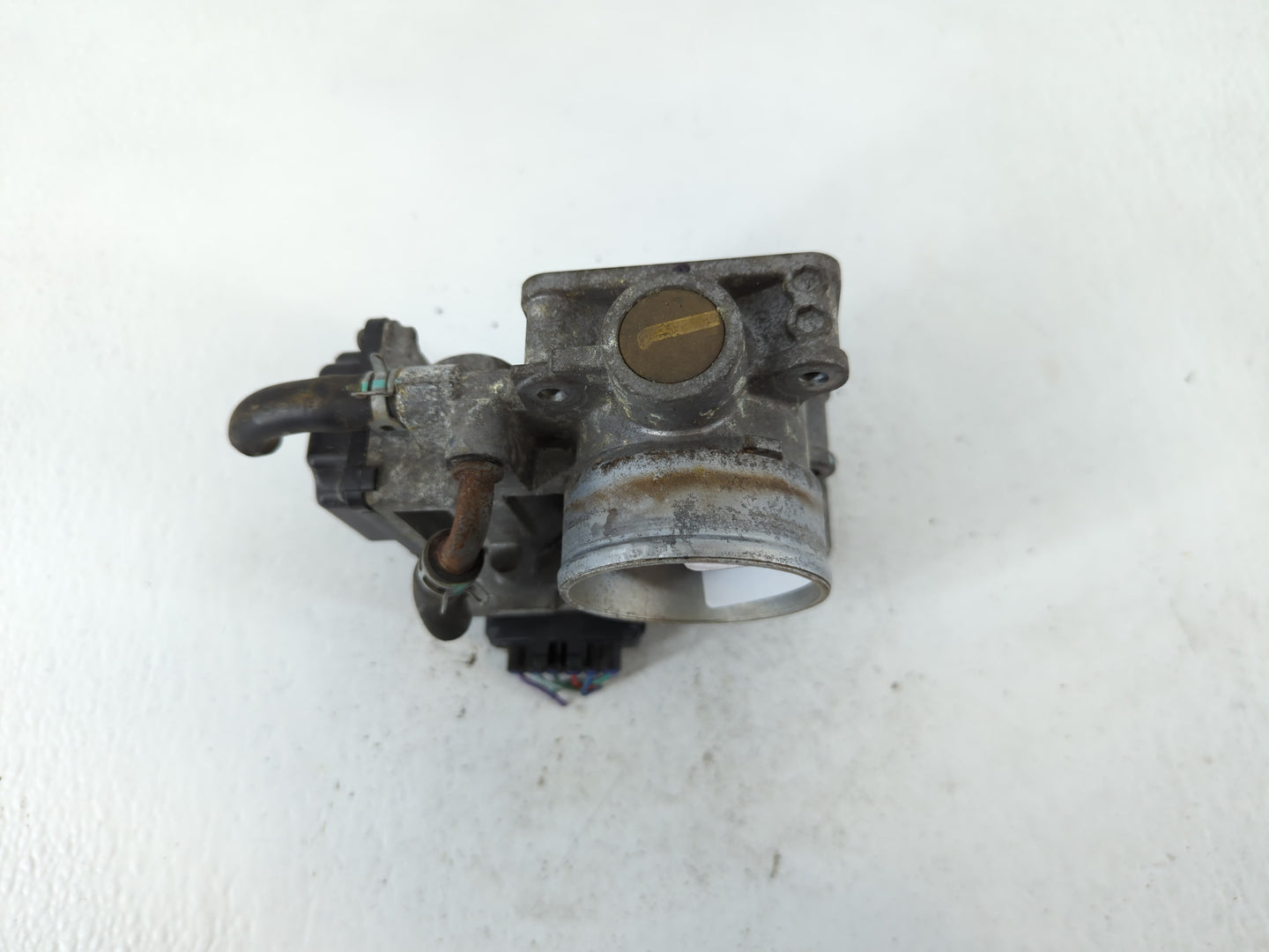 2015-2020 Honda Fit Throttle Body P/N:42998 M190129 Fits Fits 2015 2016 2017 2018 2019 2020 OEM Used Auto Parts - Oemusedaut