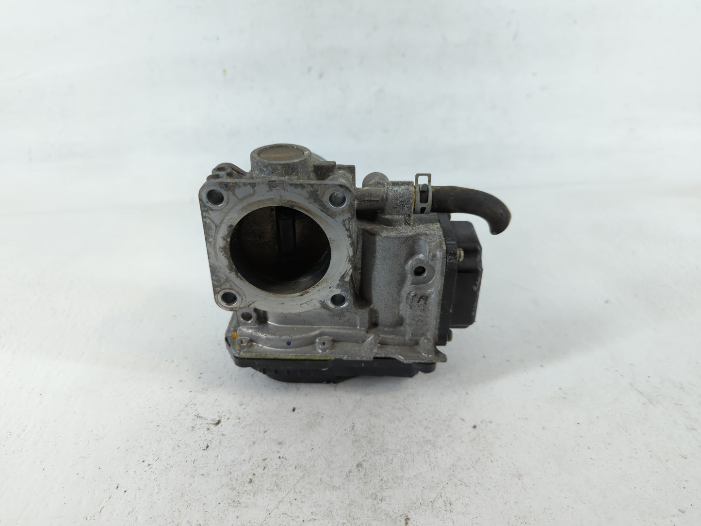 2015-2020 Honda Fit Throttle Body P/N:42998 M190129 Fits Fits 2015 2016 2017 2018 2019 2020 OEM Used Auto Parts - Oemusedaut