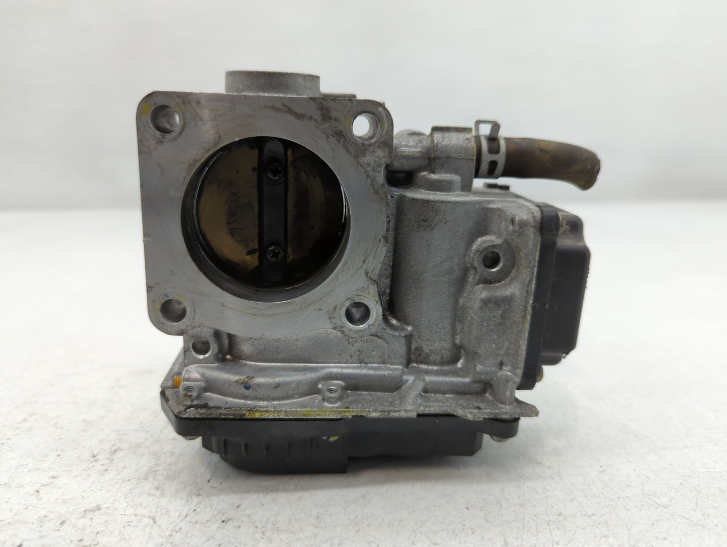 2015-2020 Honda Fit Throttle Body P/N:42998 M190128 Fits Fits 2015 2016 2017 2018 2019 2020 OEM Used Auto Parts - Oemusedaut