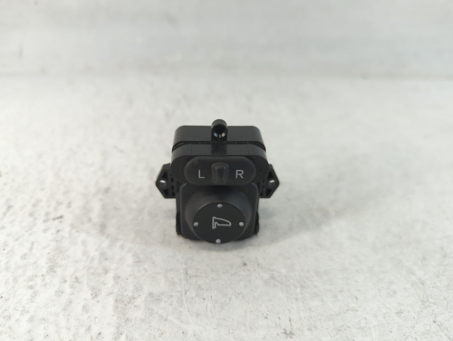 2016-2022 Honda Hr-V Master Power Window Switch Replacement Driver Side Left P/N:T5A E010 Fits OEM Used Auto Parts - Oemused