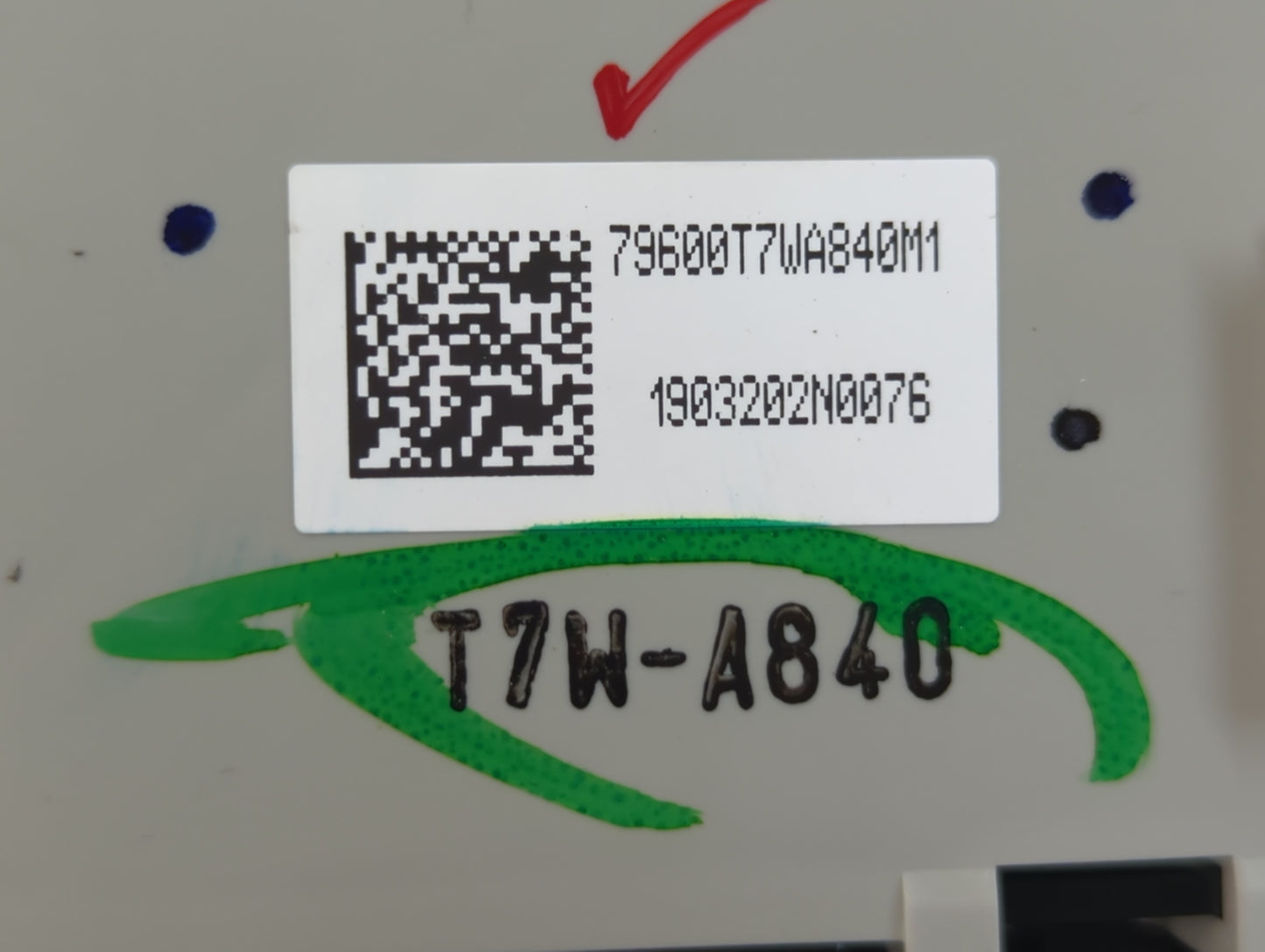2016-2022 Honda Hr-V Climate Control Module Temperature AC/Heater Replacement P/N:T7W-A840 79600T7WA840M1 Fits OEM Used Auto