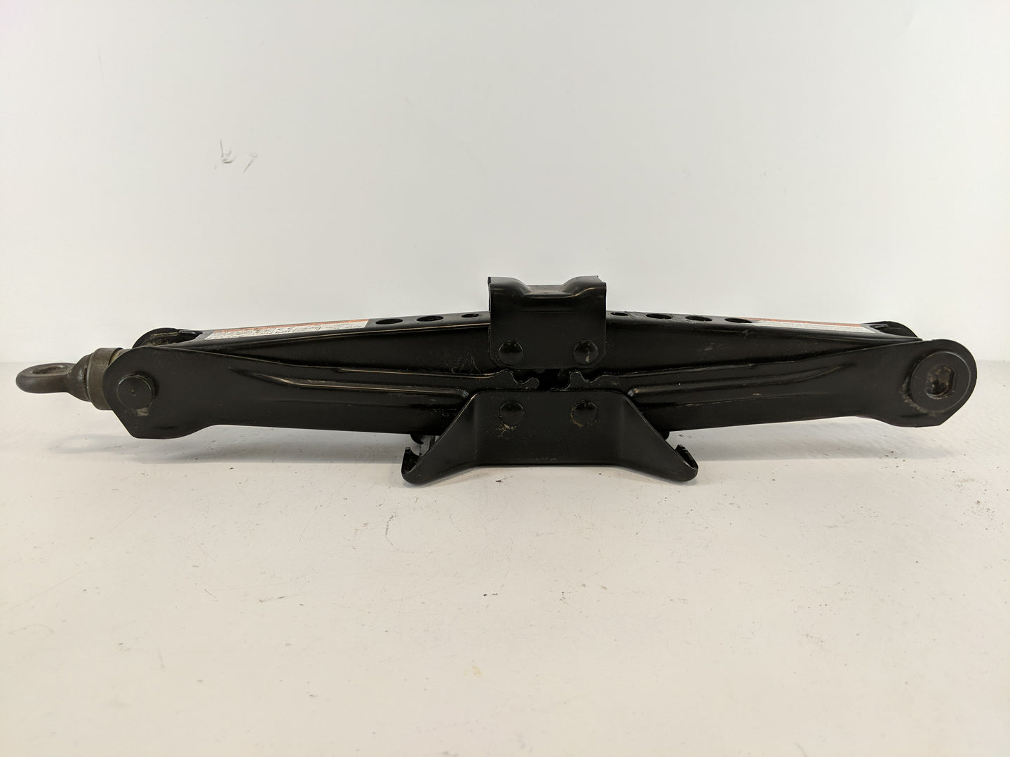 2019 Honda Hr-v Spare Scissor Car Jack 1100777 - Oemusedautoparts1.com
