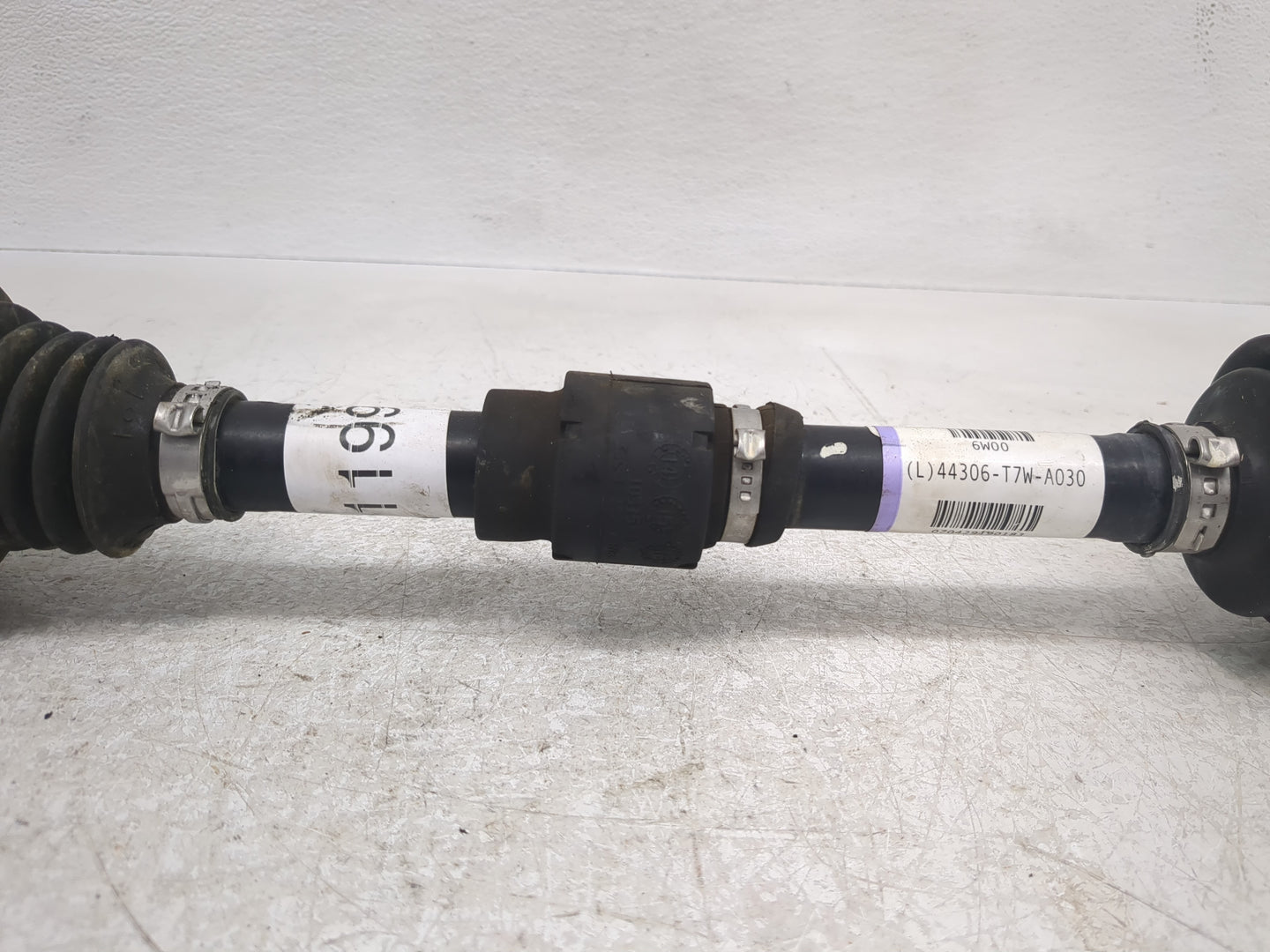 2016-2022 Honda Hr-v Axle Shaft Front Driver Cv C/v - Oemusedautoparts1.com