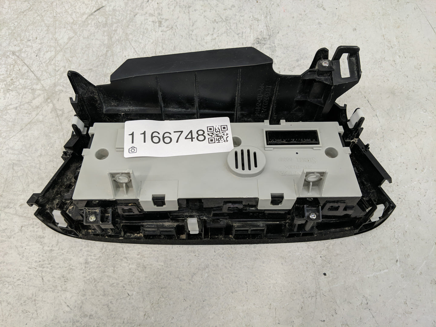 2016-2022 Honda Hr-V Climate Control Module Temperature AC/Heater Replacement P/N:PP-TD30 Fits OEM Used Auto Parts - Oemused