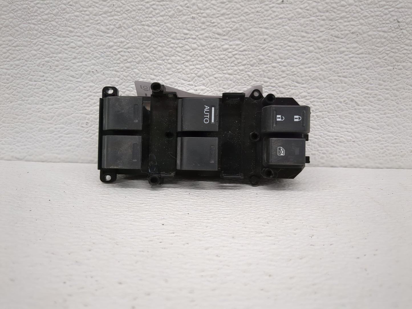 2016-2022 Honda Hr-V Master Power Window Switch Replacement Driver Side Left Fits OEM Used Auto Parts - Oemusedautoparts1.co