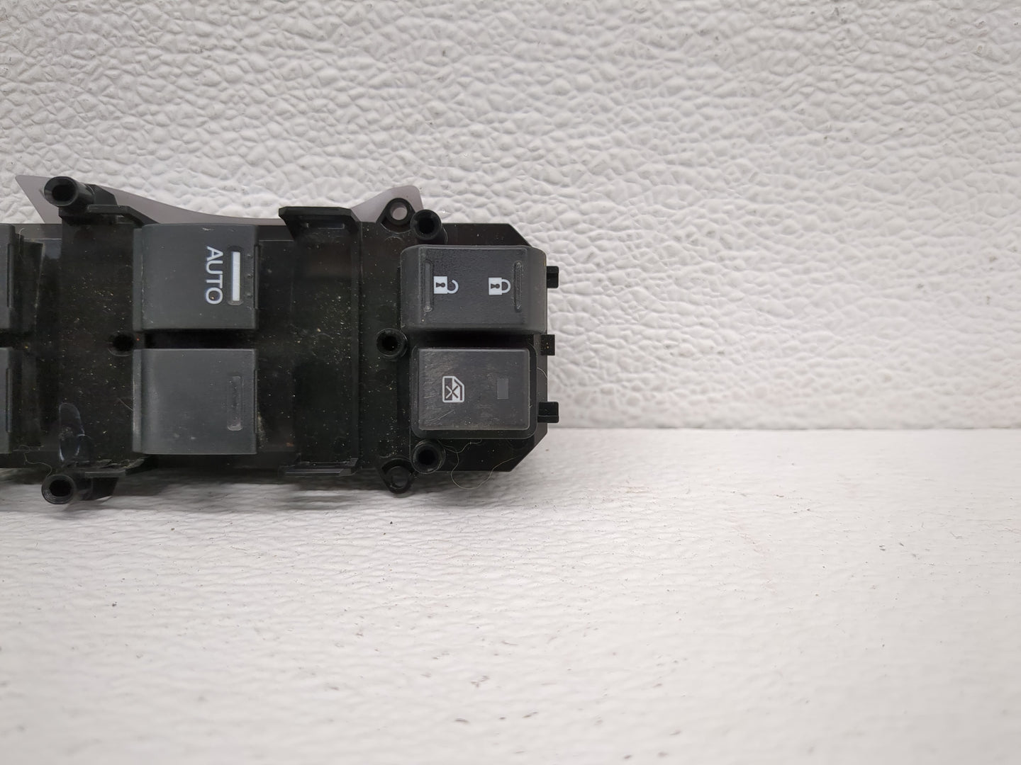 2016-2022 Honda Hr-V Master Power Window Switch Replacement Driver Side Left Fits OEM Used Auto Parts - Oemusedautoparts1.co