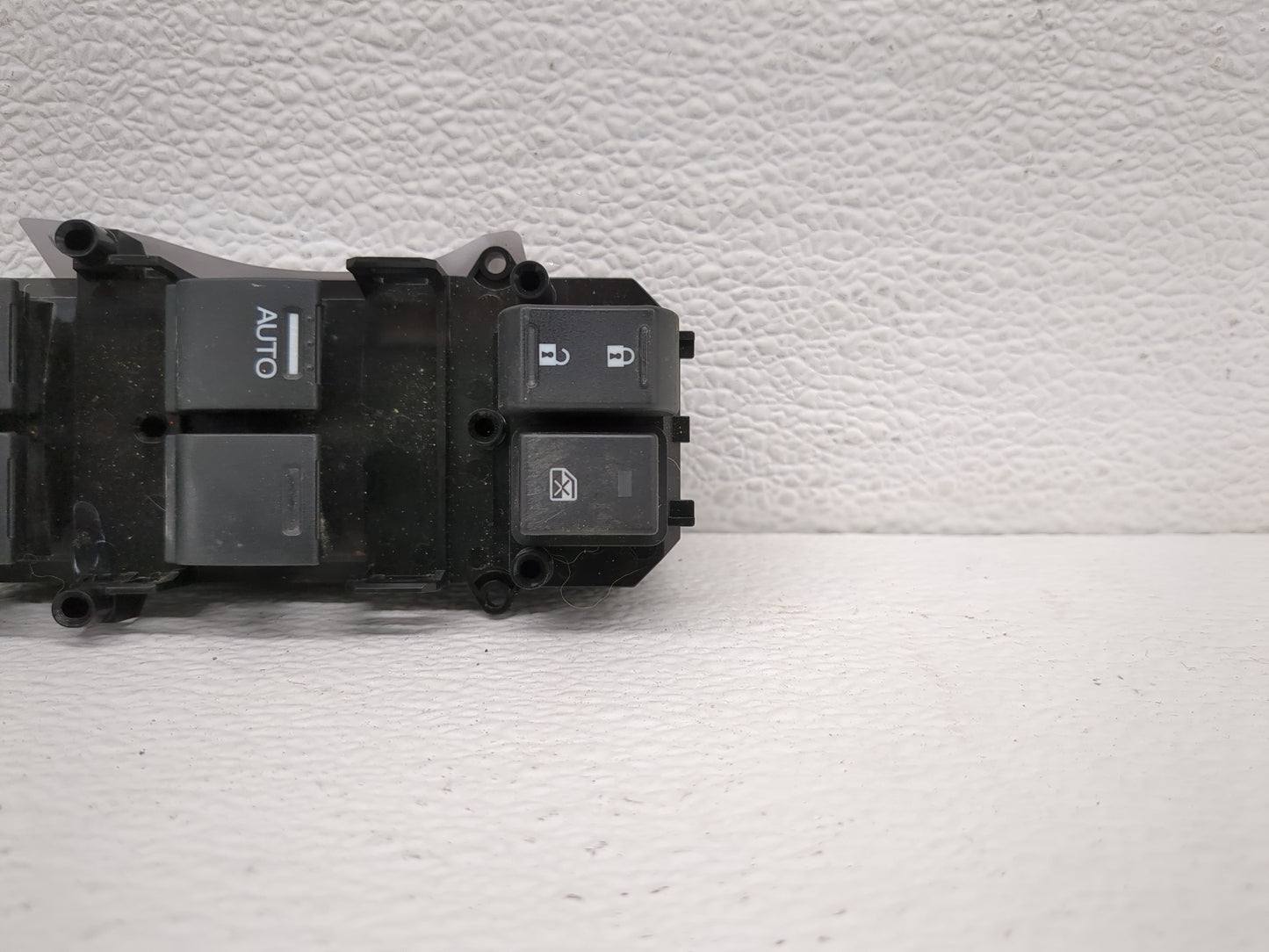 2016-2022 Honda Hr-V Master Power Window Switch Replacement Driver Side Left Fits OEM Used Auto Parts - Oemusedautoparts1.co