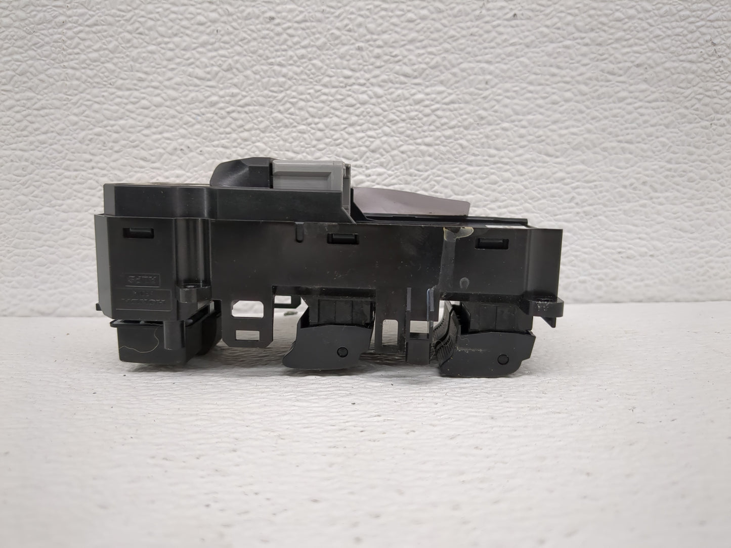 2016-2022 Honda Hr-V Master Power Window Switch Replacement Driver Side Left Fits OEM Used Auto Parts - Oemusedautoparts1.co