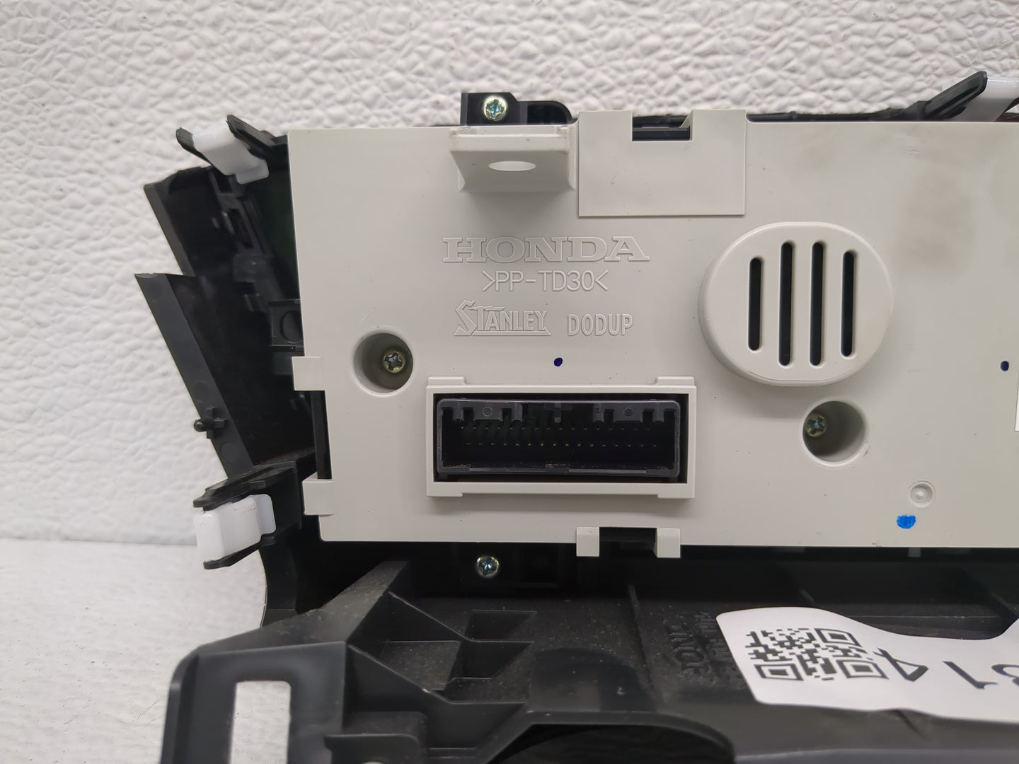 2016-2022 Honda Hr-V Climate Control Module Temperature AC/Heater Replacement P/N:79600T7WA840M1 Fits OEM Used Auto Parts - 
