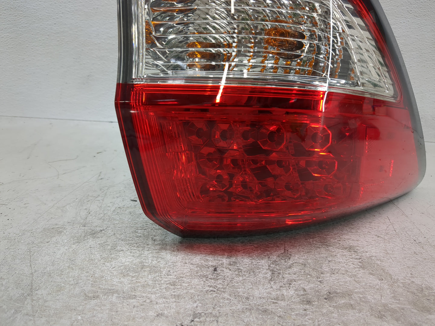 2019-2022 Honda Hr-V Tail Light Assembly Driver Left OEM Fits Fits 2019 2020 2021 2022 OEM Used Auto Parts - Oemusedautopart