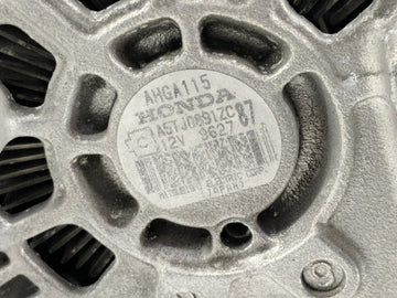 2019-2022 Honda Hr-V Alternator Replacement Generator Charging Assembly Engine OEM P/N:AHGA115 Fits Fits 2019 2020 2021 2022 OEM Used Auto Parts