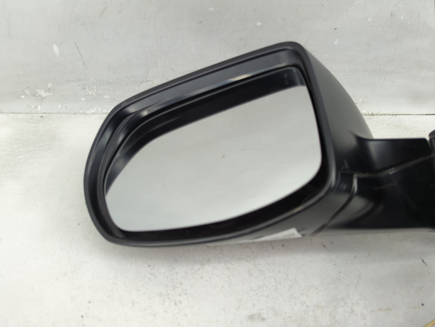 2019 Honda Hr-V Driver Side View Mirror - Left Door Mirror OEM Used - Oemusedautoparts1.com