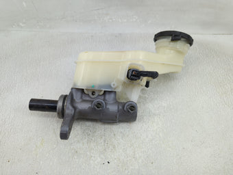 compare product 2016-2022 Honda Hr-v Brake Master Cylinder