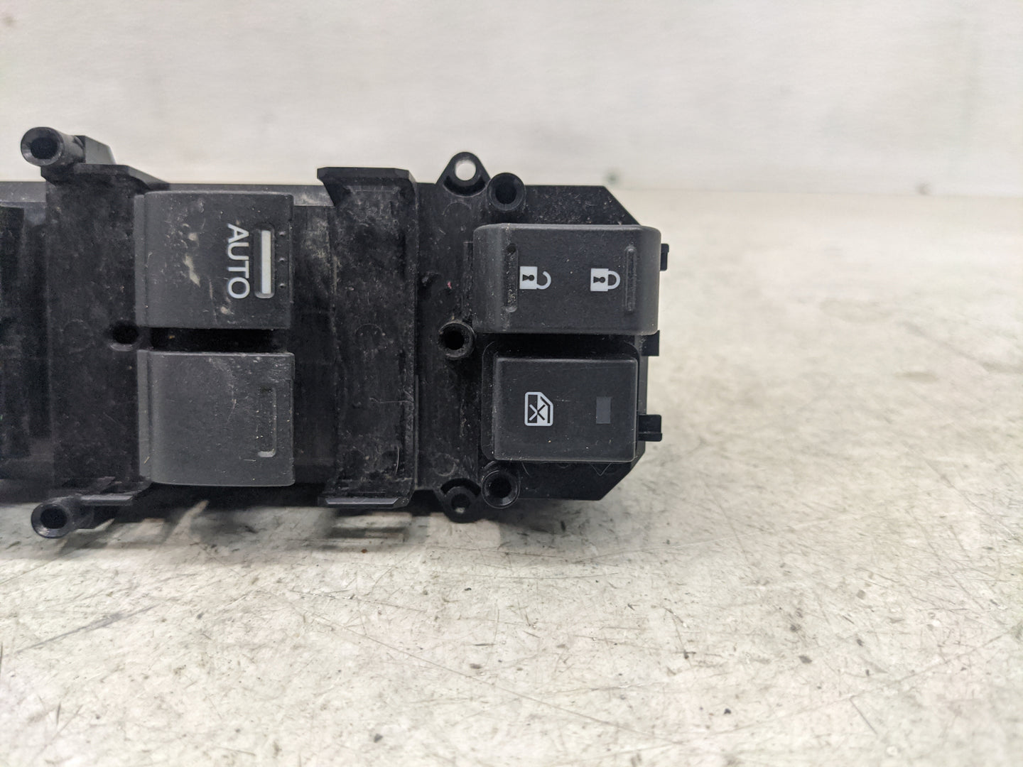 2016-2022 Honda Hr-V Master Power Window Switch Replacement Driver Side Left Fits Fits 2016 2017 2018 2019 2020 2021 2022 OE