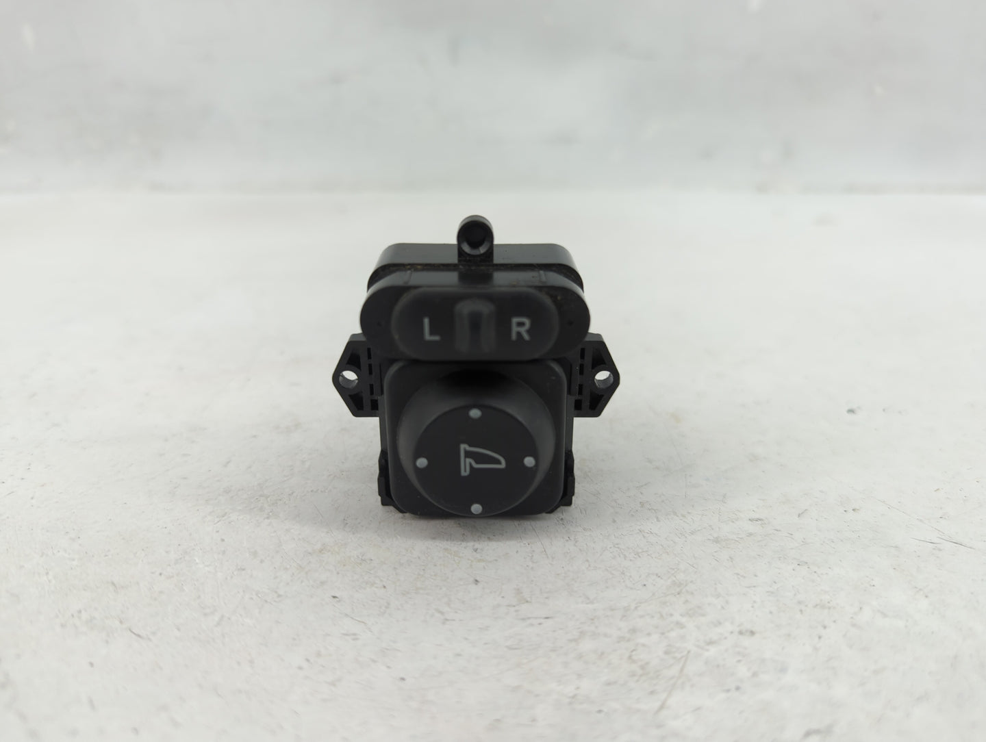 2016-2022 Honda Hr-V Master Power Window Switch Replacement Driver Side Left P/N:T5A E010 Fits OEM Used Auto Parts - Oemused