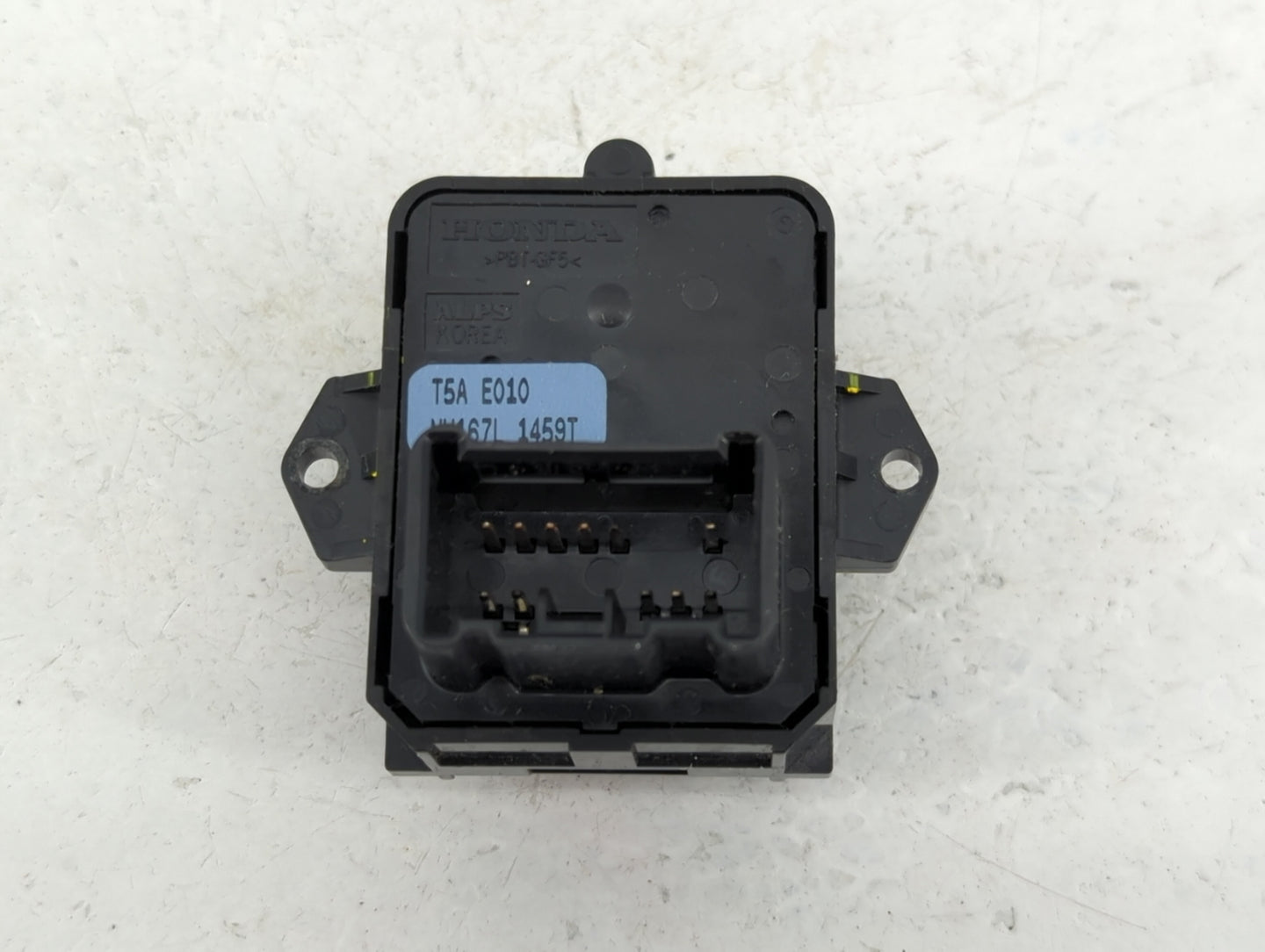 2016-2022 Honda Hr-V Master Power Window Switch Replacement Driver Side Left P/N:T5A E010 Fits OEM Used Auto Parts - Oemused