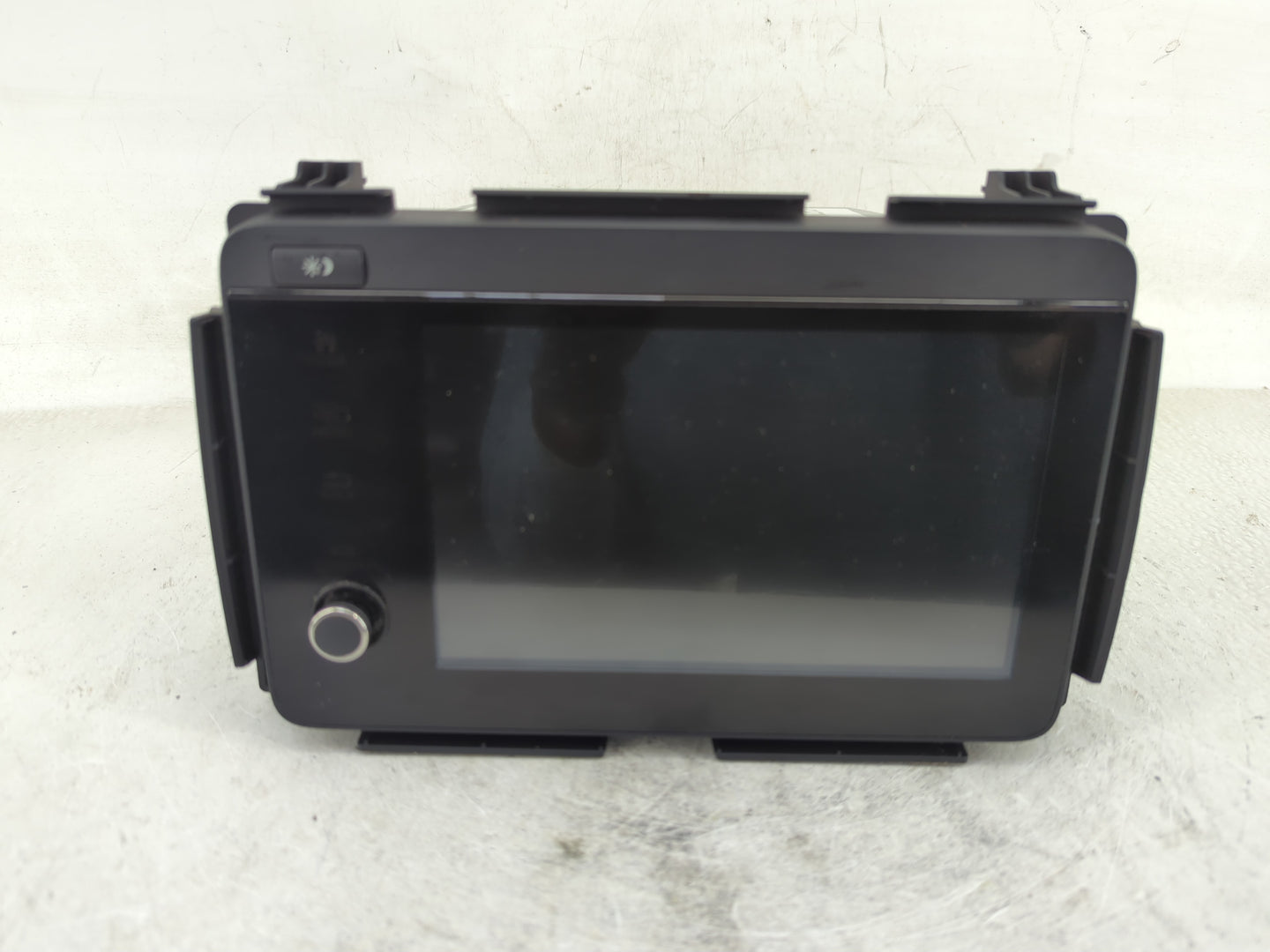 2019-2022 Honda Hr-V Radio AM FM Cd Player Receiver Replacement P/N:39100-T7A-A21-M1 Fits Fits 2019 2020 2021 2022 OEM Used 