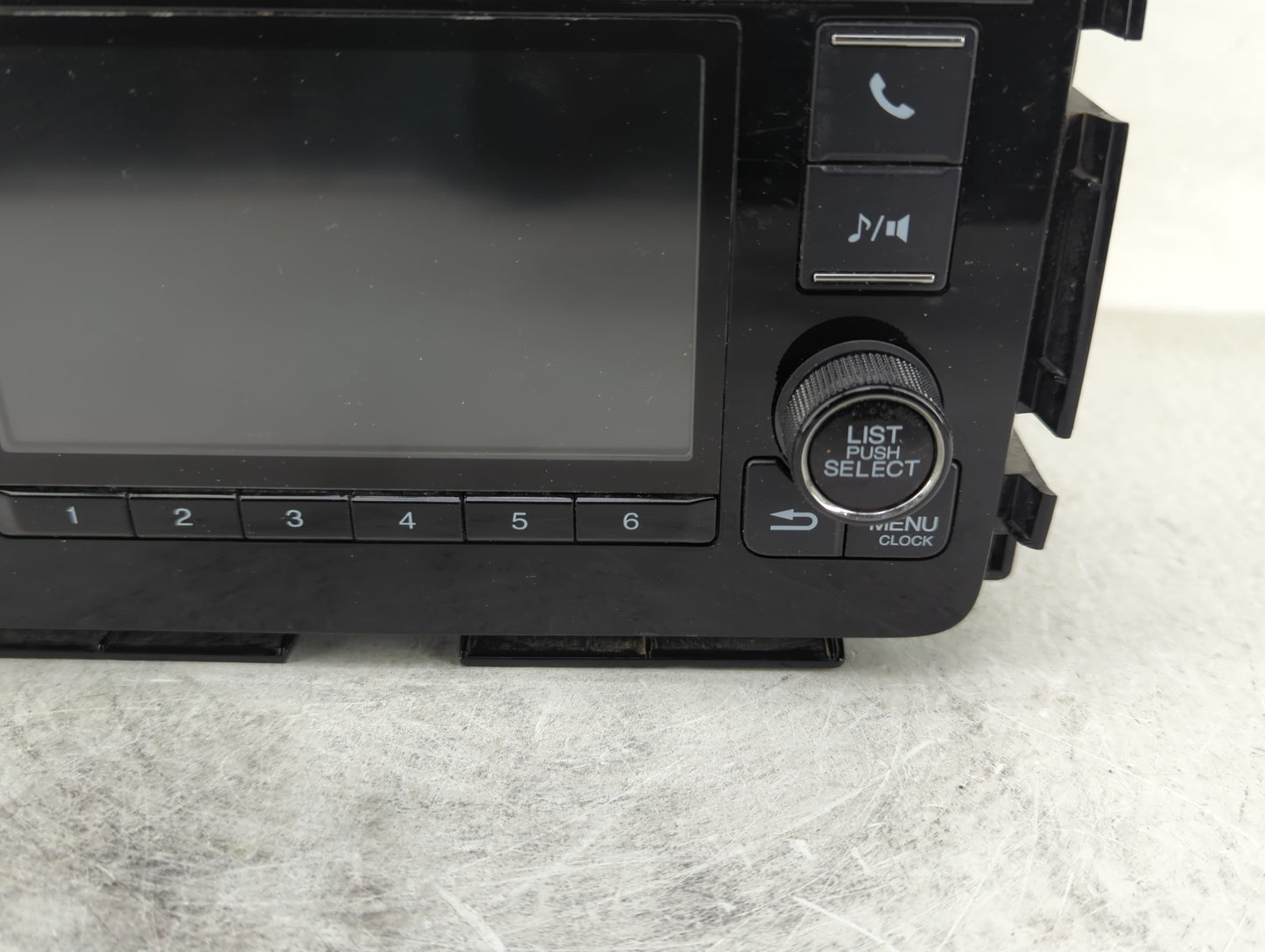 2019-2022 Honda Hr-V Radio AM FM Cd Player Receiver Replacement P/N:39100-T7W-A911-M1 Fits Fits 2019 2020 2021 2022 OEM Used