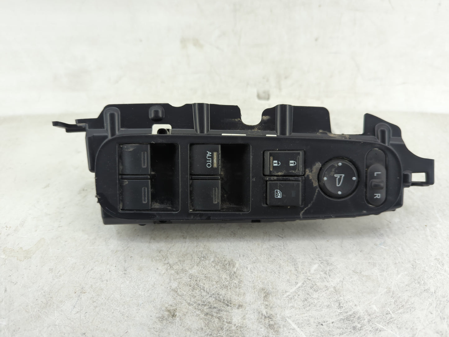 2016-2022 Honda Hr-V Master Power Window Switch Replacement Driver Side Left Fits Fits 2016 2017 2018 2019 2020 2021 2022 OE