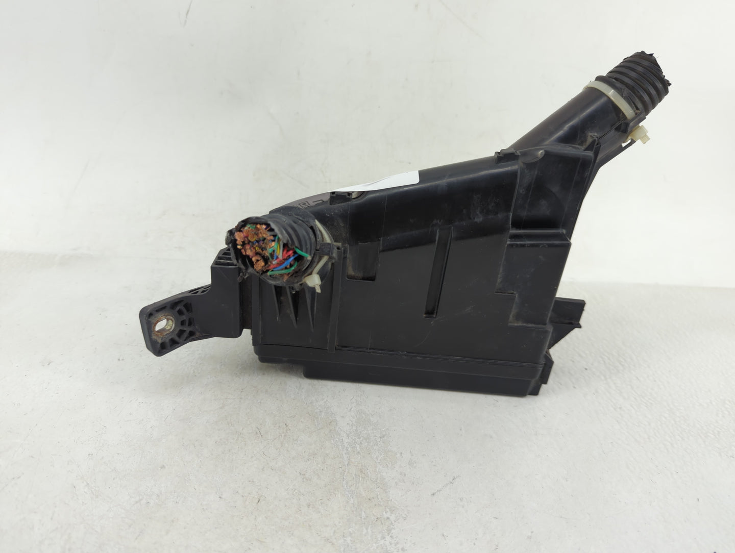 2019 Honda Hr-V Fusebox Fuse Box Panel Relay Module Fits OEM Used Auto Parts - Oemusedautoparts1.com