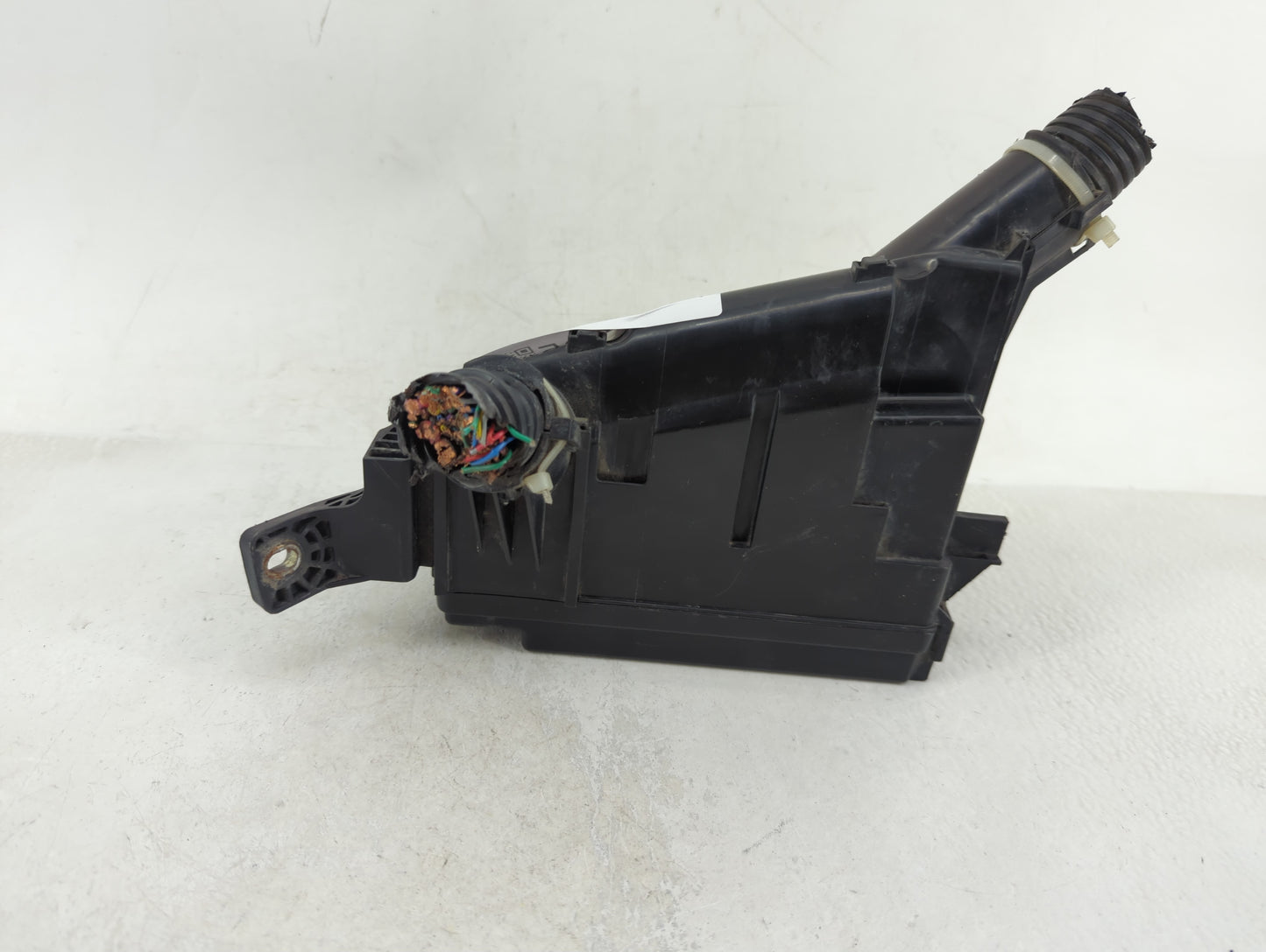 2019 Honda Hr-V Fusebox Fuse Box Panel Relay Module Fits OEM Used Auto Parts - Oemusedautoparts1.com