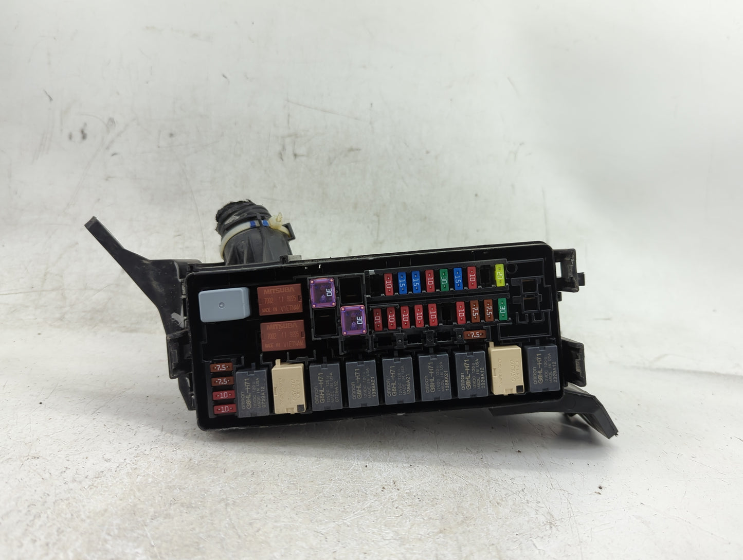 2019 Honda Hr-V Fusebox Fuse Box Panel Relay Module P/N:T7A-A11 4063 Fits OEM Used Auto Parts - Oemusedautoparts1.com