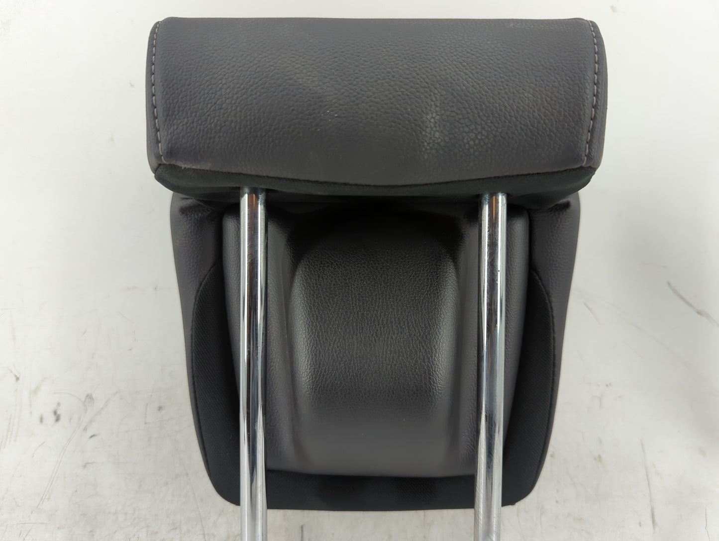 2016-2022 Honda Hr-V Headrest Head Rest Rear Seat Fits Fits 2016 2017 2018 2019 2020 2021 2022 OEM Used Auto Parts - Oemused