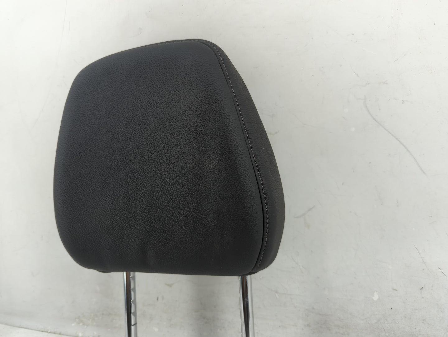 2019 Honda Hr-V Headrest Head Rest Front Driver Passenger Seat Fits OEM Used Auto Parts - Oemusedautoparts1.com