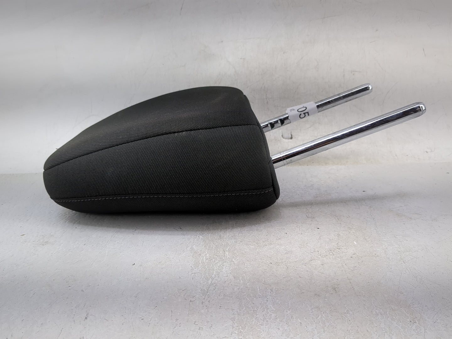 2016-2022 Honda Hr-V Headrest Head Rest Rear Seat Fits Fits 2016 2017 2018 2019 2020 2021 2022 OEM Used Auto Parts - Oemused