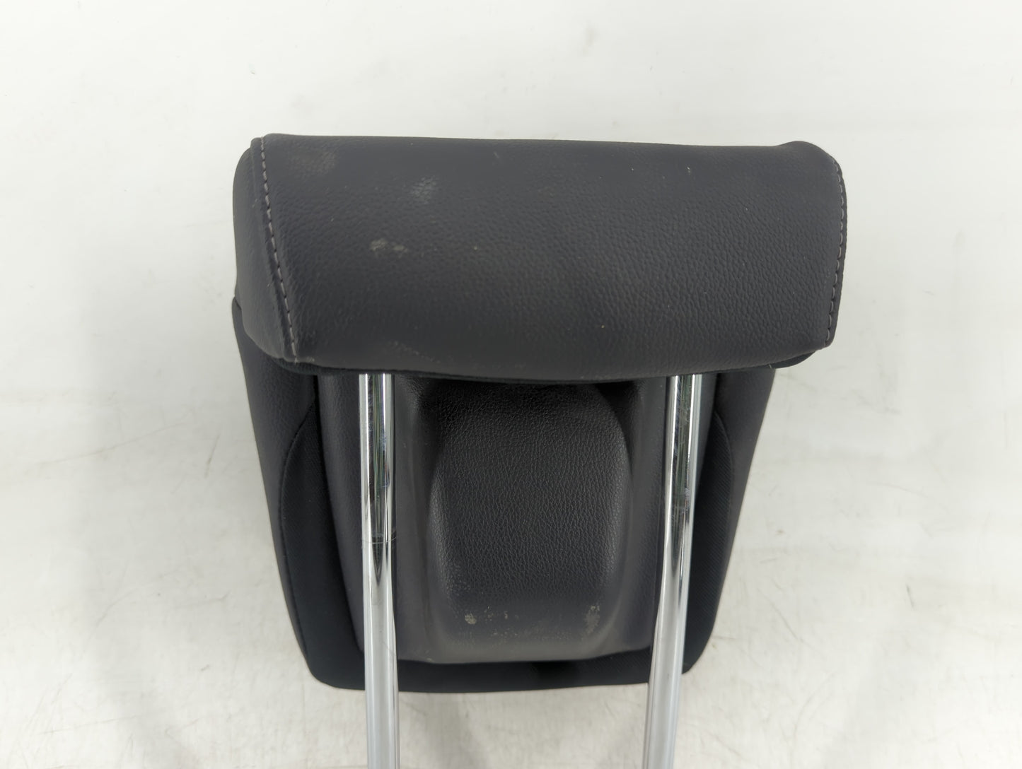 2019 Honda Hr-V Headrest Head Rest Rear Seat Fits OEM Used Auto Parts - Oemusedautoparts1.com