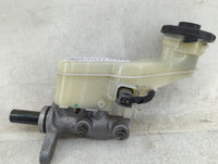 2016-2022 Honda Hr-v Brake Master Cylinder 1451093 - Oemusedautoparts1.com