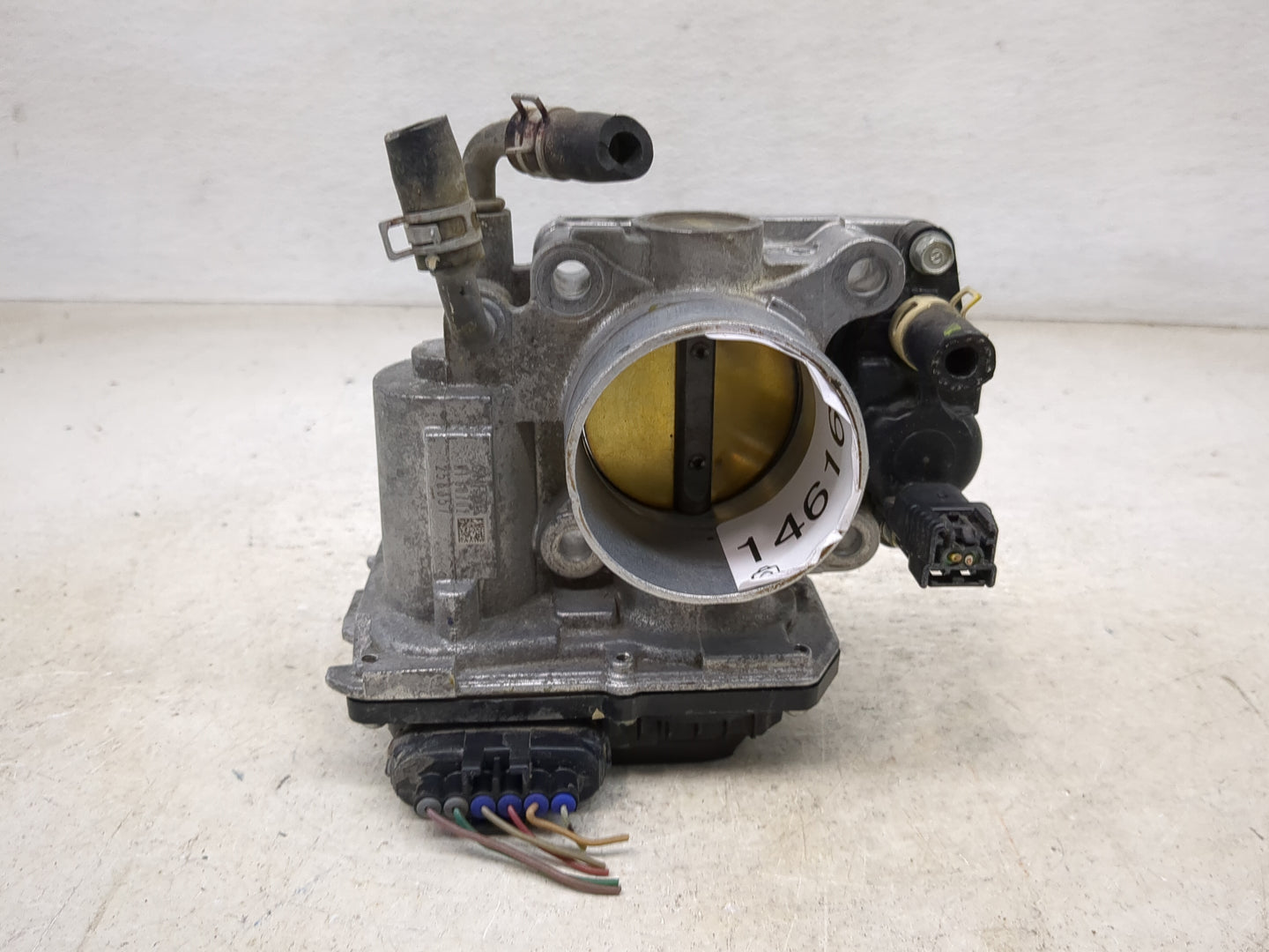 2016-2022 Honda Hr-V Throttle Body Fits Fits 2012 2013 2014 2015 2016 2017 2018 2019 2020 2021 2022 OEM Used Auto Parts - Oe