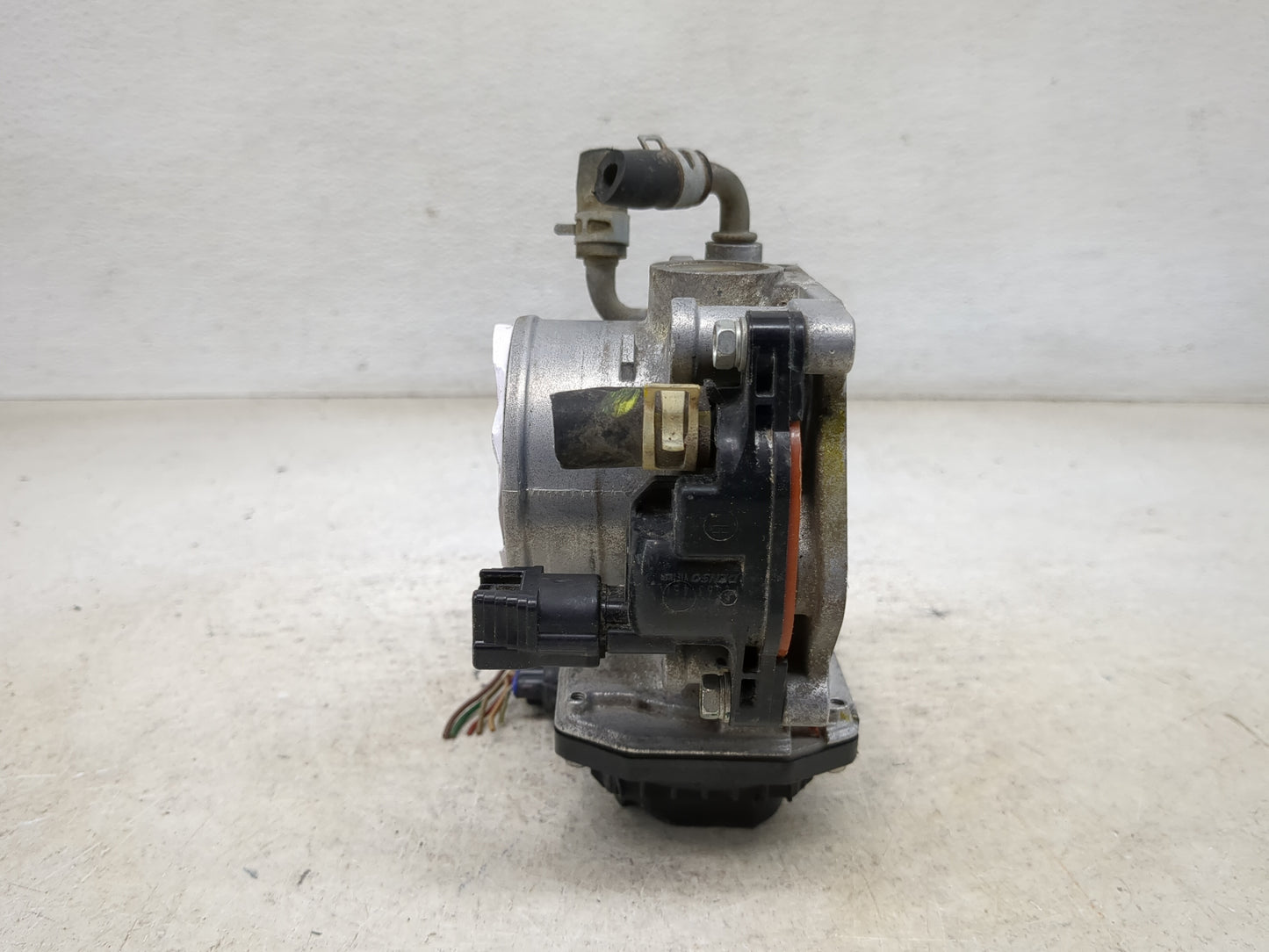 2016-2022 Honda Hr-V Throttle Body Fits Fits 2012 2013 2014 2015 2016 2017 2018 2019 2020 2021 2022 OEM Used Auto Parts - Oe