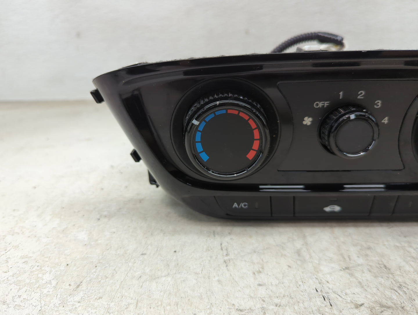2016-2022 Honda Hr-V Climate Control Module Temperature AC/Heater Replacement P/N:T7W A0 8L04 Fits OEM Used Auto Parts - Oem