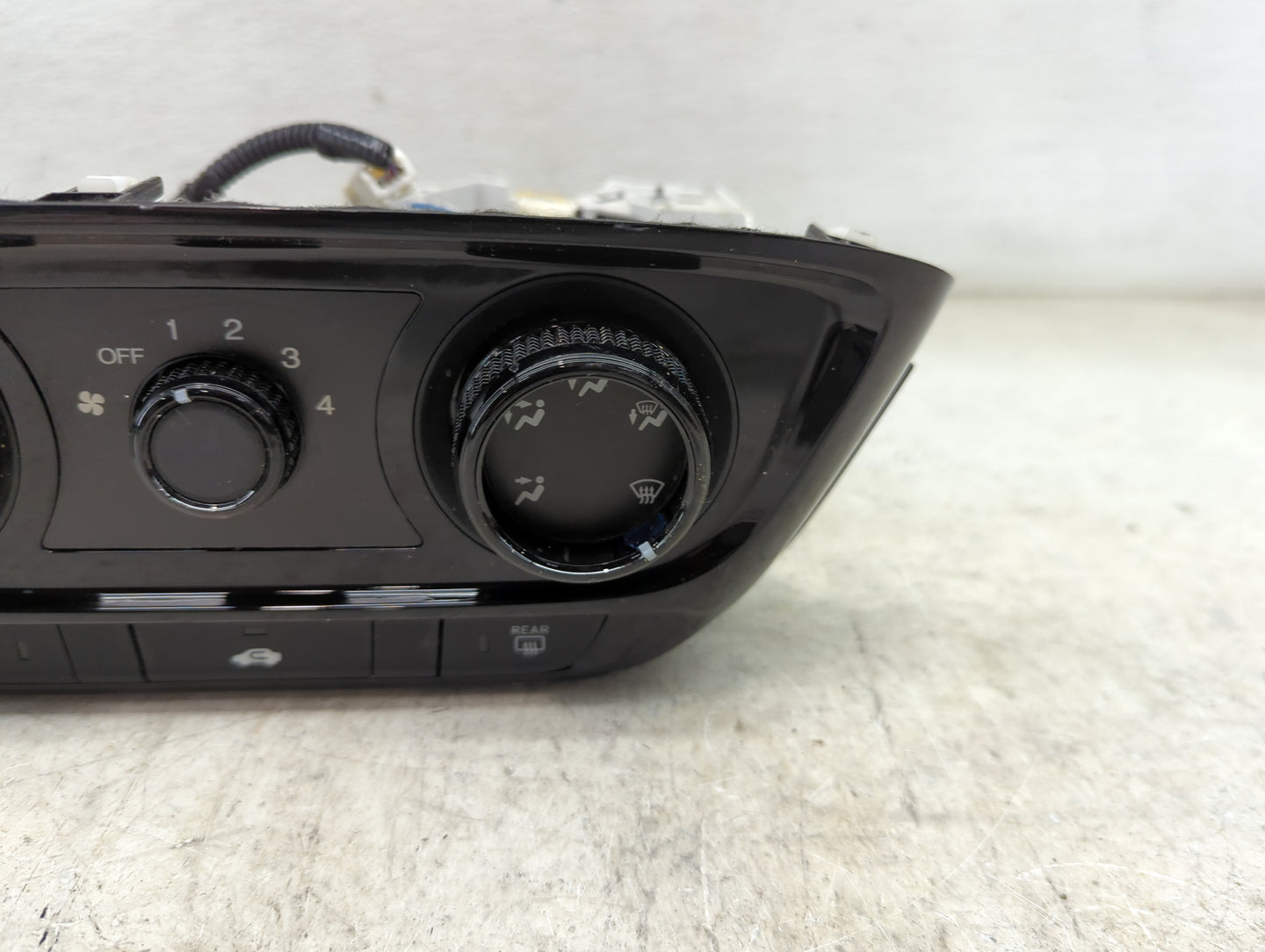 2016-2022 Honda Hr-V Climate Control Module Temperature AC/Heater Replacement P/N:T7W A0 8L04 Fits OEM Used Auto Parts - Oem