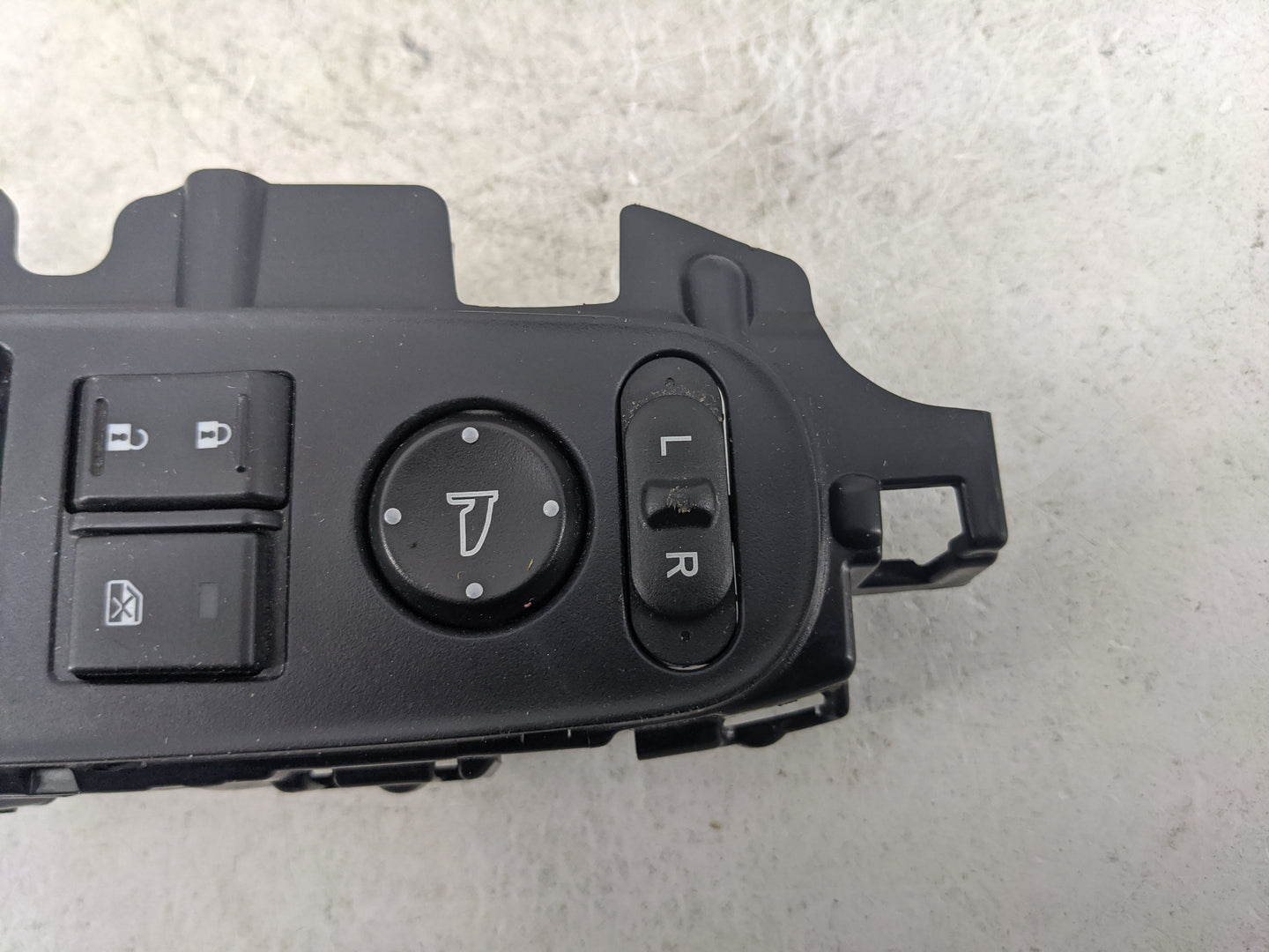 2016-2022 Honda Hr-V Master Power Window Switch Replacement Driver Side Left P/N:35750T7SA011M1 Fits OEM Used Auto Parts - O