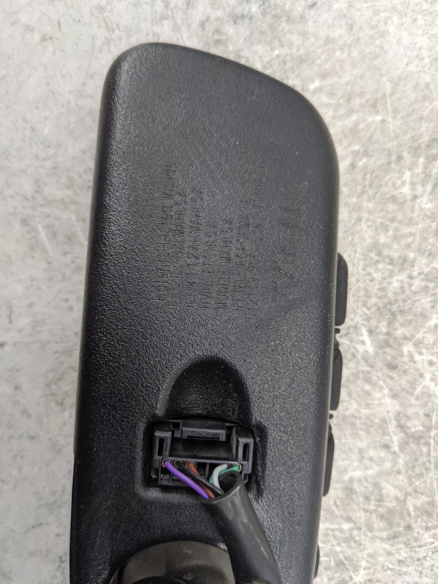 2019-2020 Honda Hr-V Interior Rear View Mirror Replacement OEM P/N:048606 GNTX-1555 Fits Fits 2019 2020 2021 2022 OEM Used A