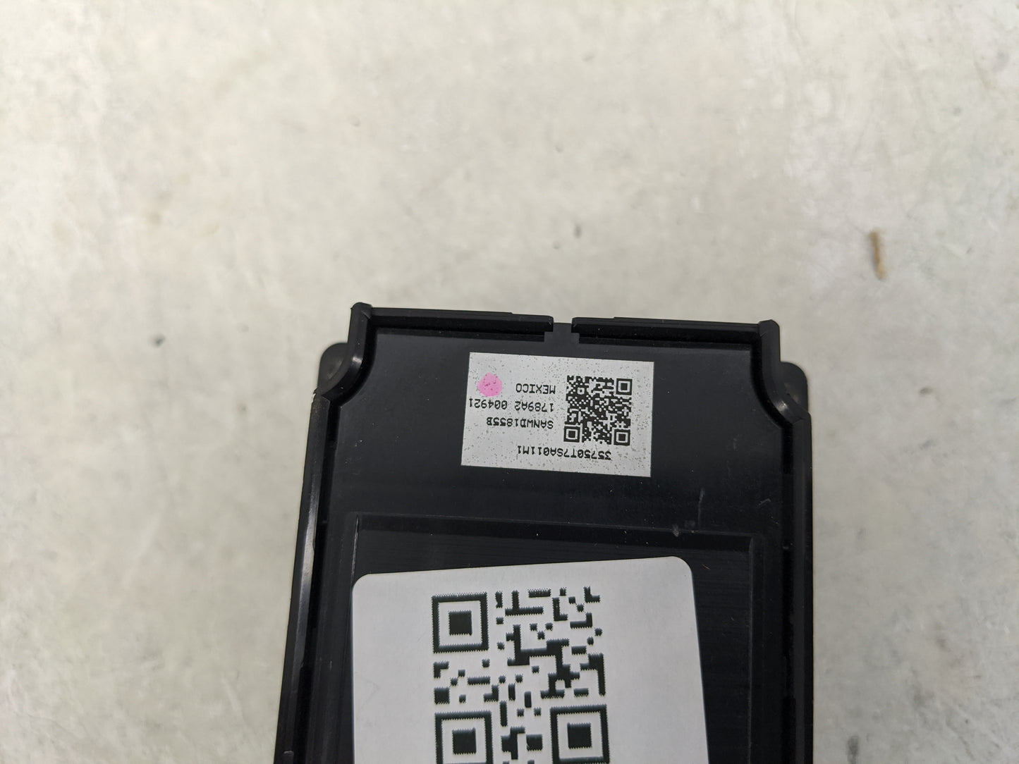 2016-2022 Honda Hr-V Master Power Window Switch Replacement Driver Side Left P/N:35750775A011M1 5ANWD1855B Fits OEM Used Aut