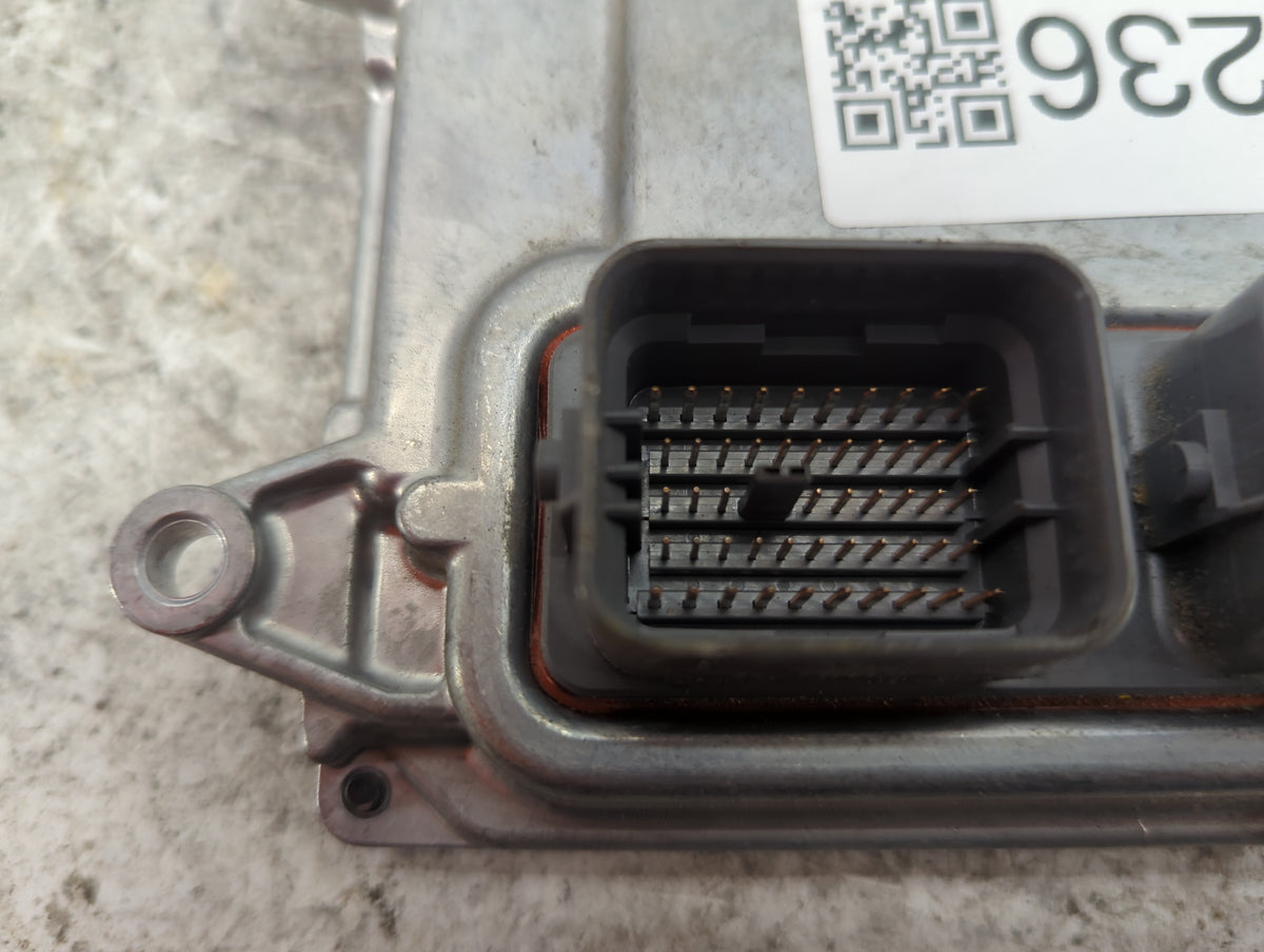 2019 Honda Hr-V PCM Engine Control Computer ECU ECM PCU OEM P/N:37820-51M-L71 J565-120612 OEM Used Auto Parts - Oemusedautop