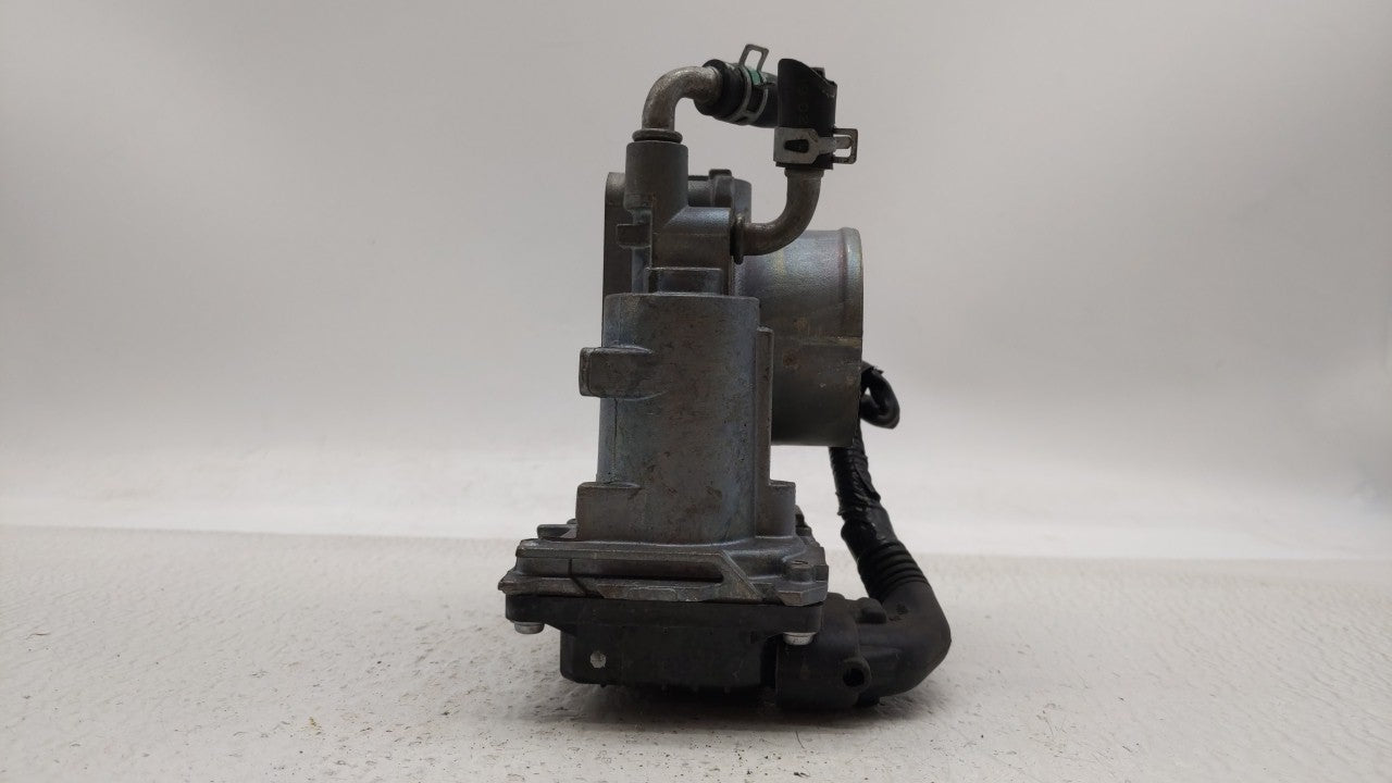 2016-2019 Honda Hr-V Throttle Body P/N:GMF3B Fits Fits 2012 2013 2014 2015 2016 2017 2018 2019 OEM Used Auto Parts - Oemused